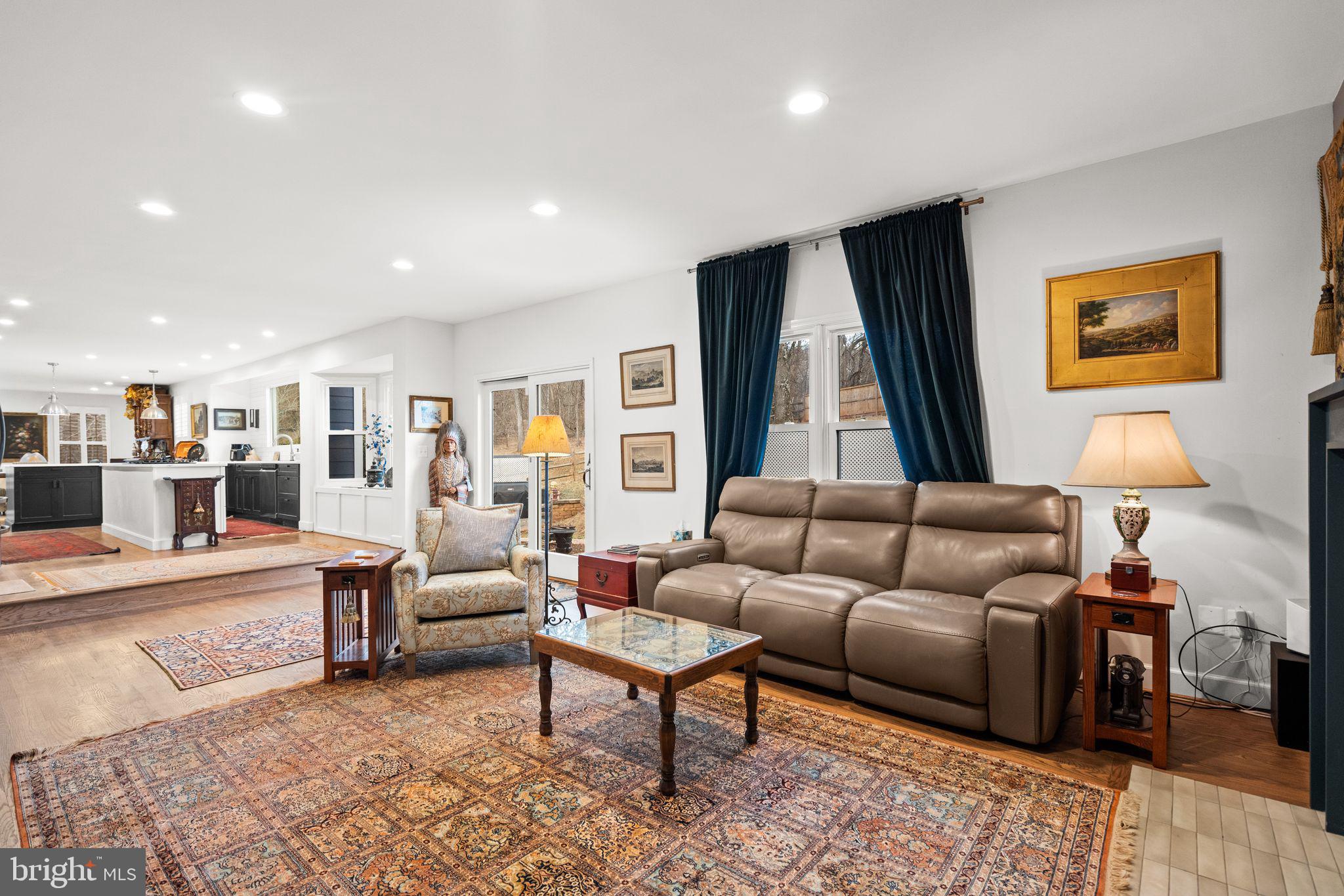 HUNTON WOOD - Residential