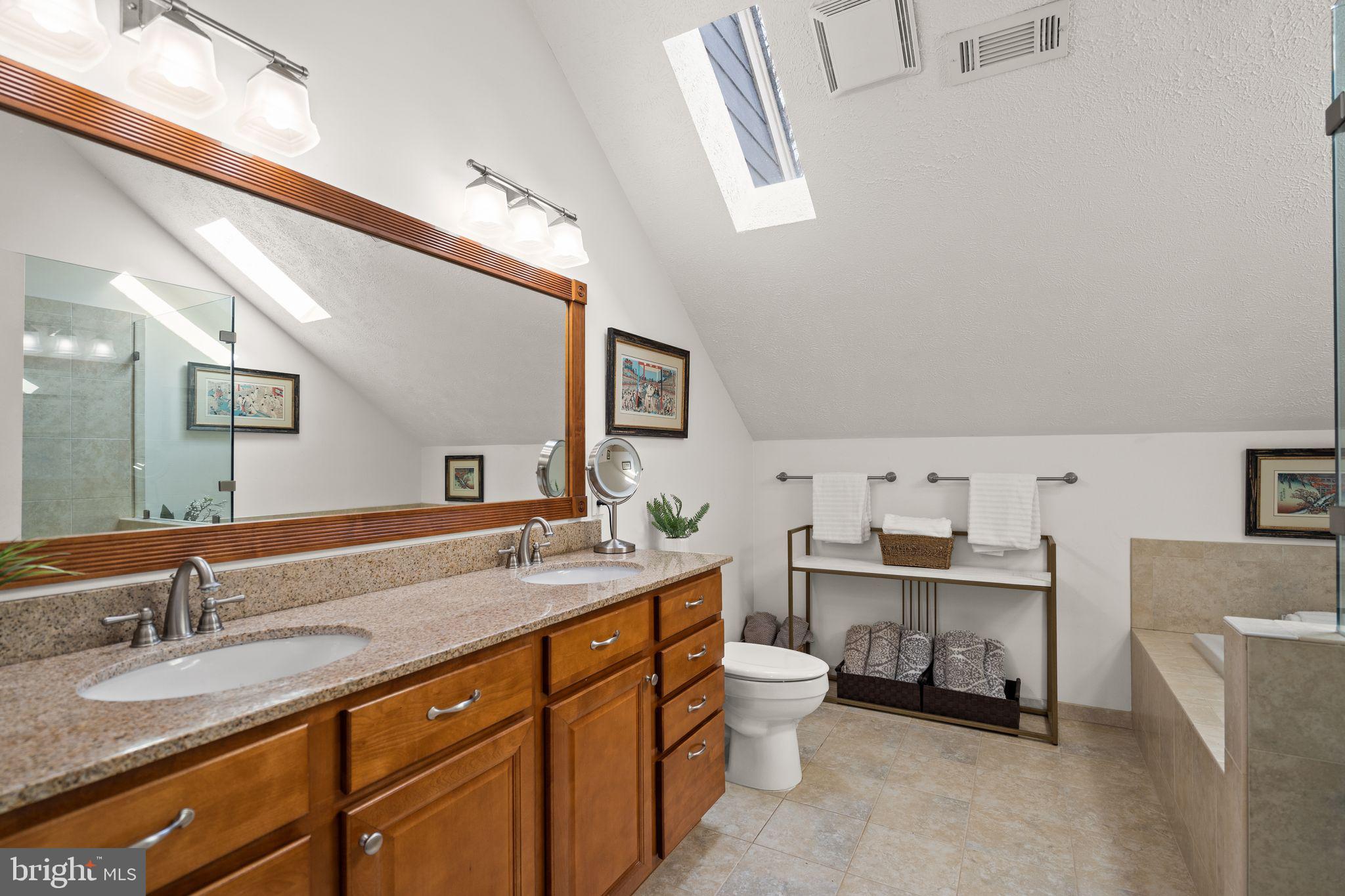 HUNTON WOOD - Residential