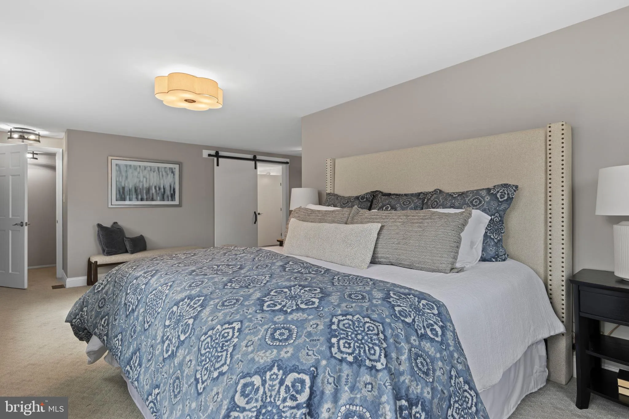 Wayne, Pennsylvania 19087, United States, 4 Bedrooms Bedrooms, ,4 BathroomsBathrooms,Residential,Pending,104973