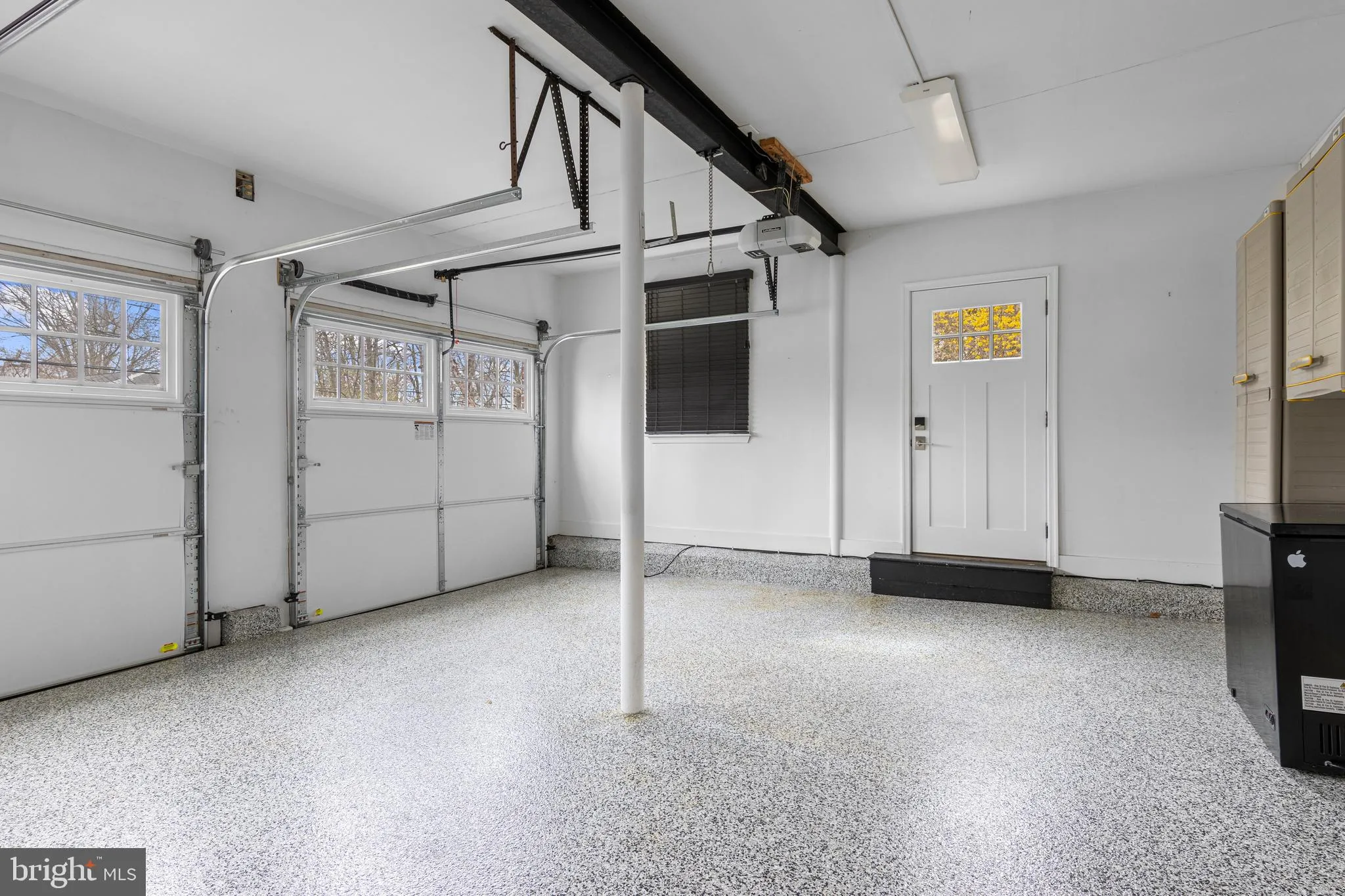 Wayne, Pennsylvania 19087, United States, 4 Bedrooms Bedrooms, ,4 BathroomsBathrooms,Residential,Pending,104973