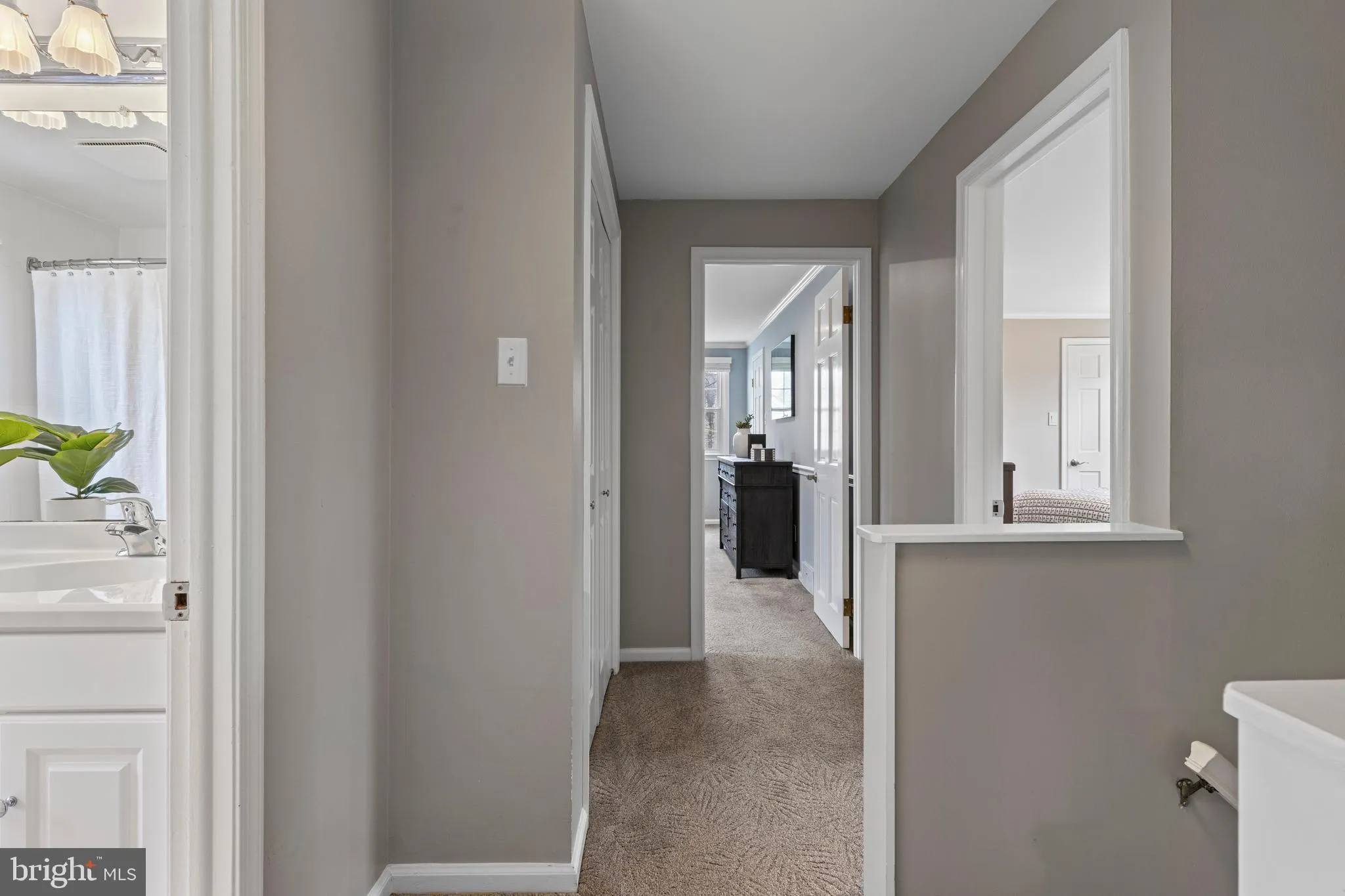 Wayne, Pennsylvania 19087, United States, 4 Bedrooms Bedrooms, ,4 BathroomsBathrooms,Residential,Pending,104973