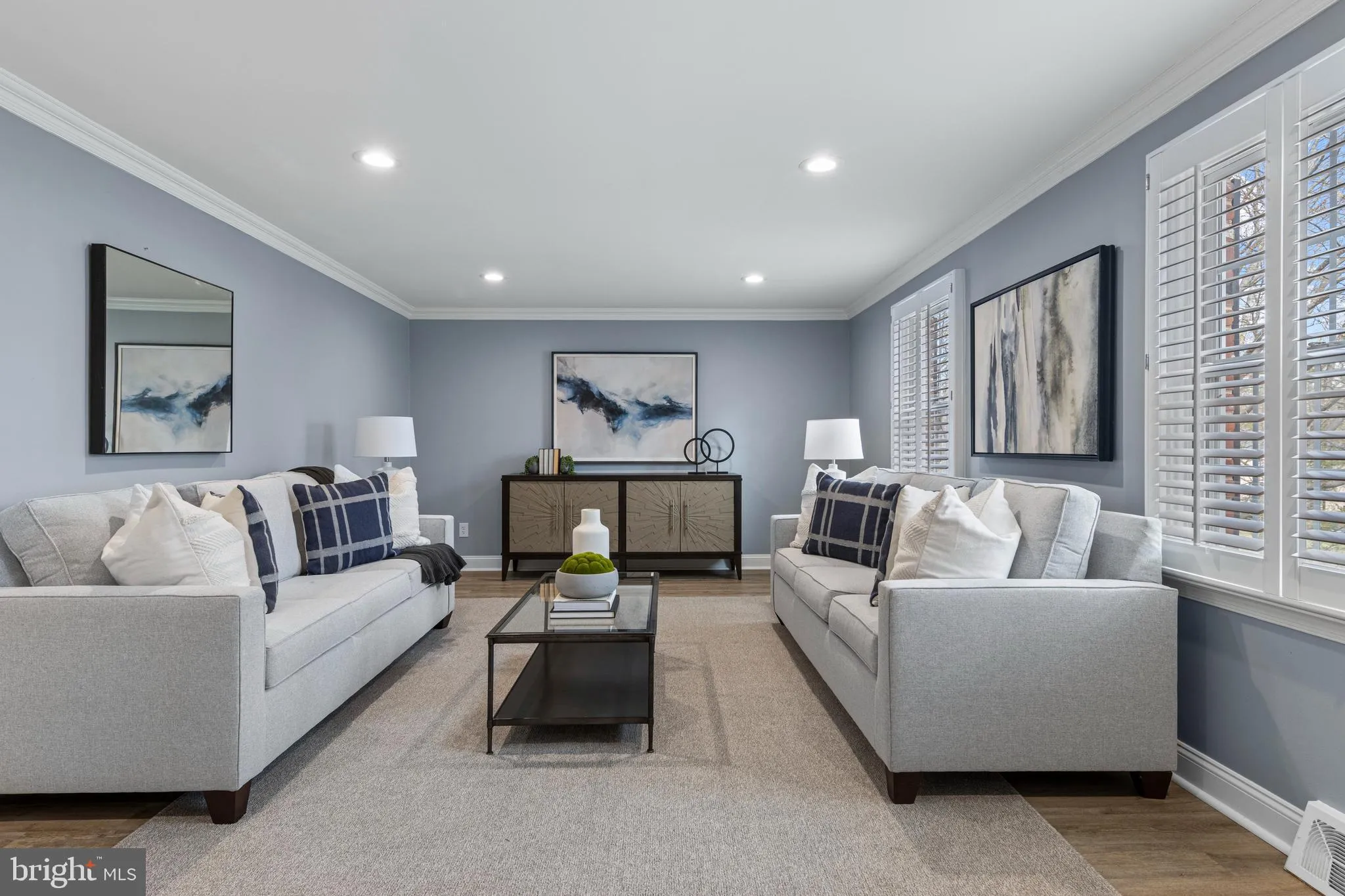 Wayne, Pennsylvania 19087, United States, 4 Bedrooms Bedrooms, ,4 BathroomsBathrooms,Residential,Pending,104973