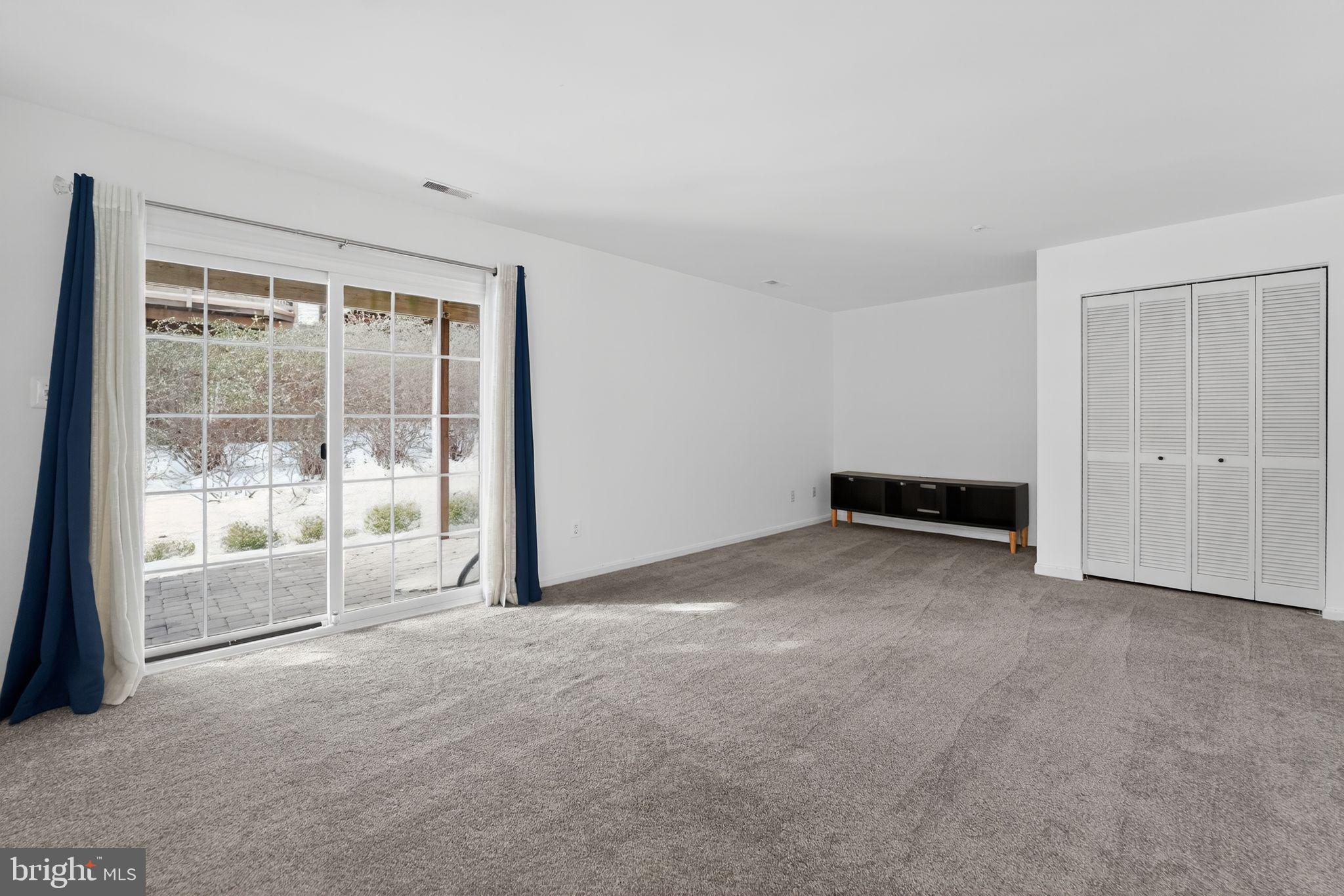 PINE VALLEY - Residential