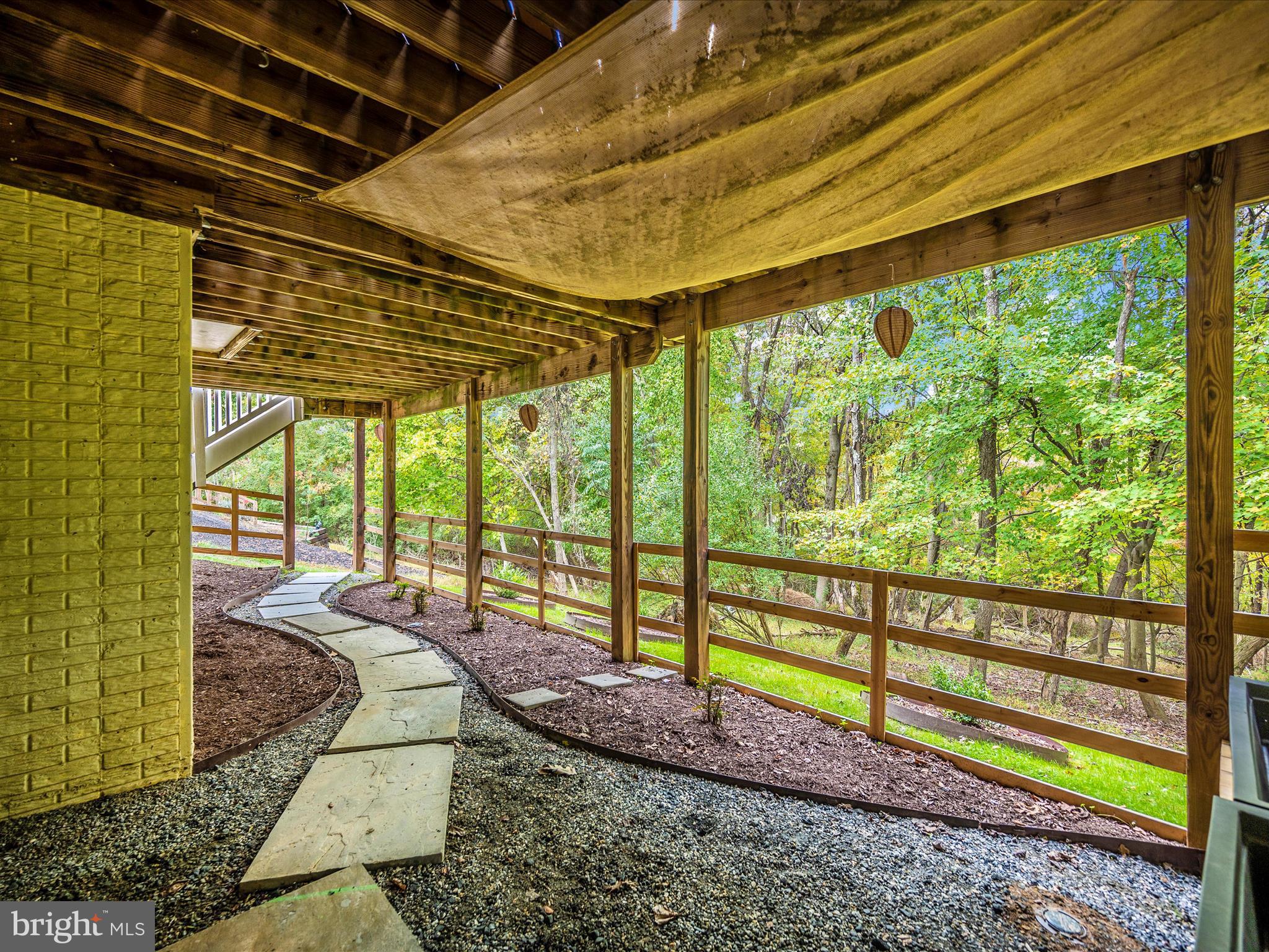 WOODRIDGE - Residential