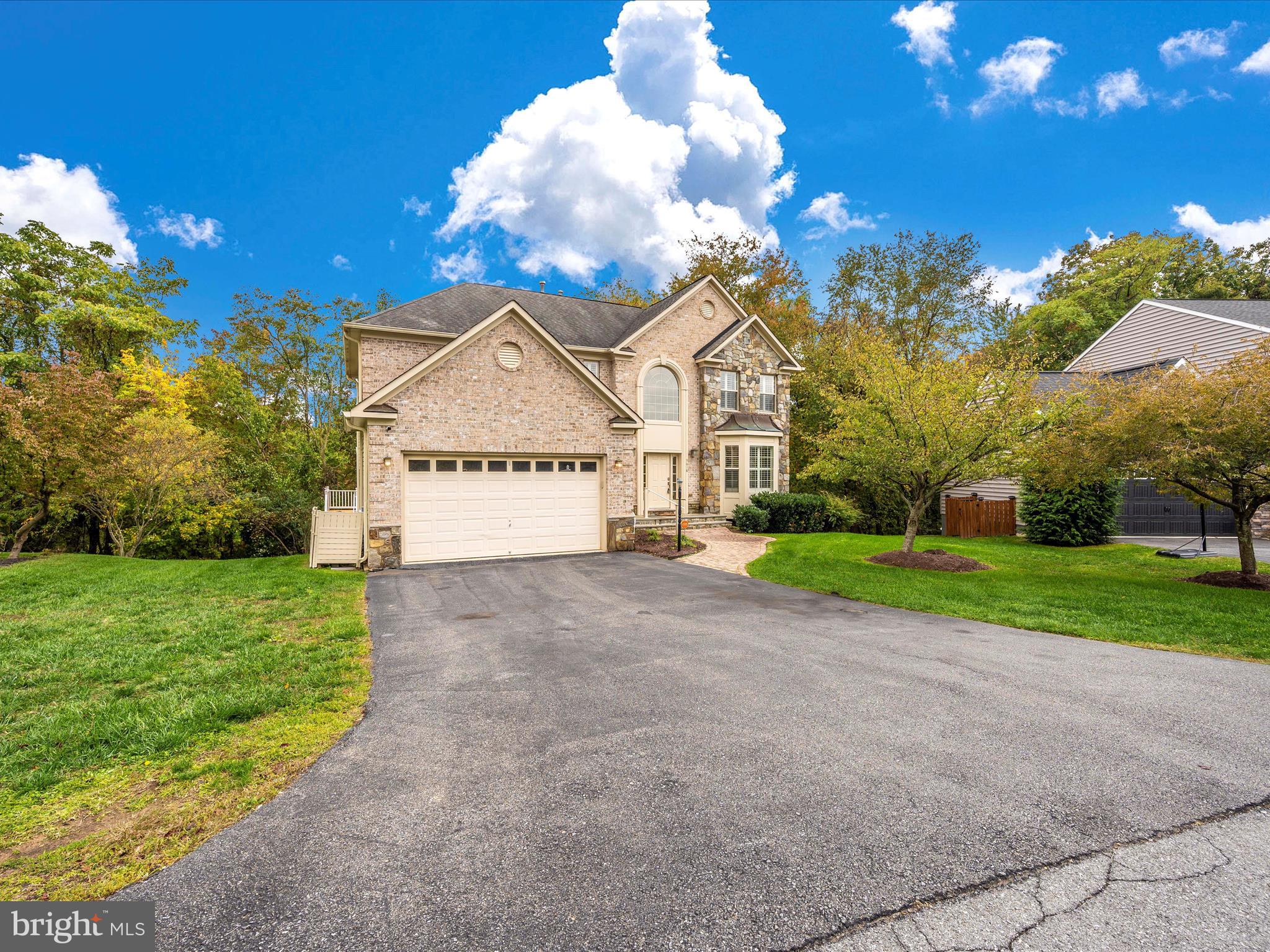 WOODRIDGE - Residential