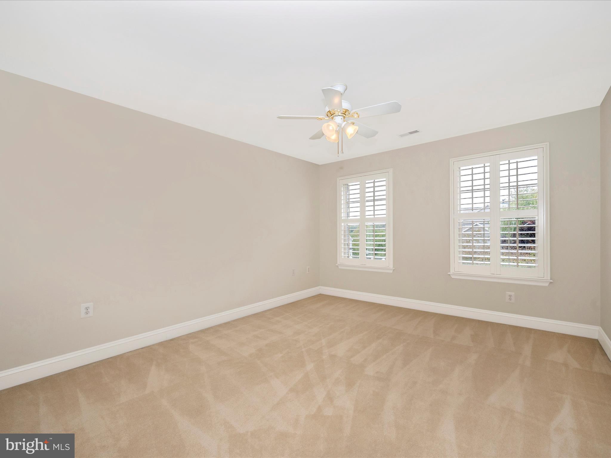 WOODRIDGE - Residential