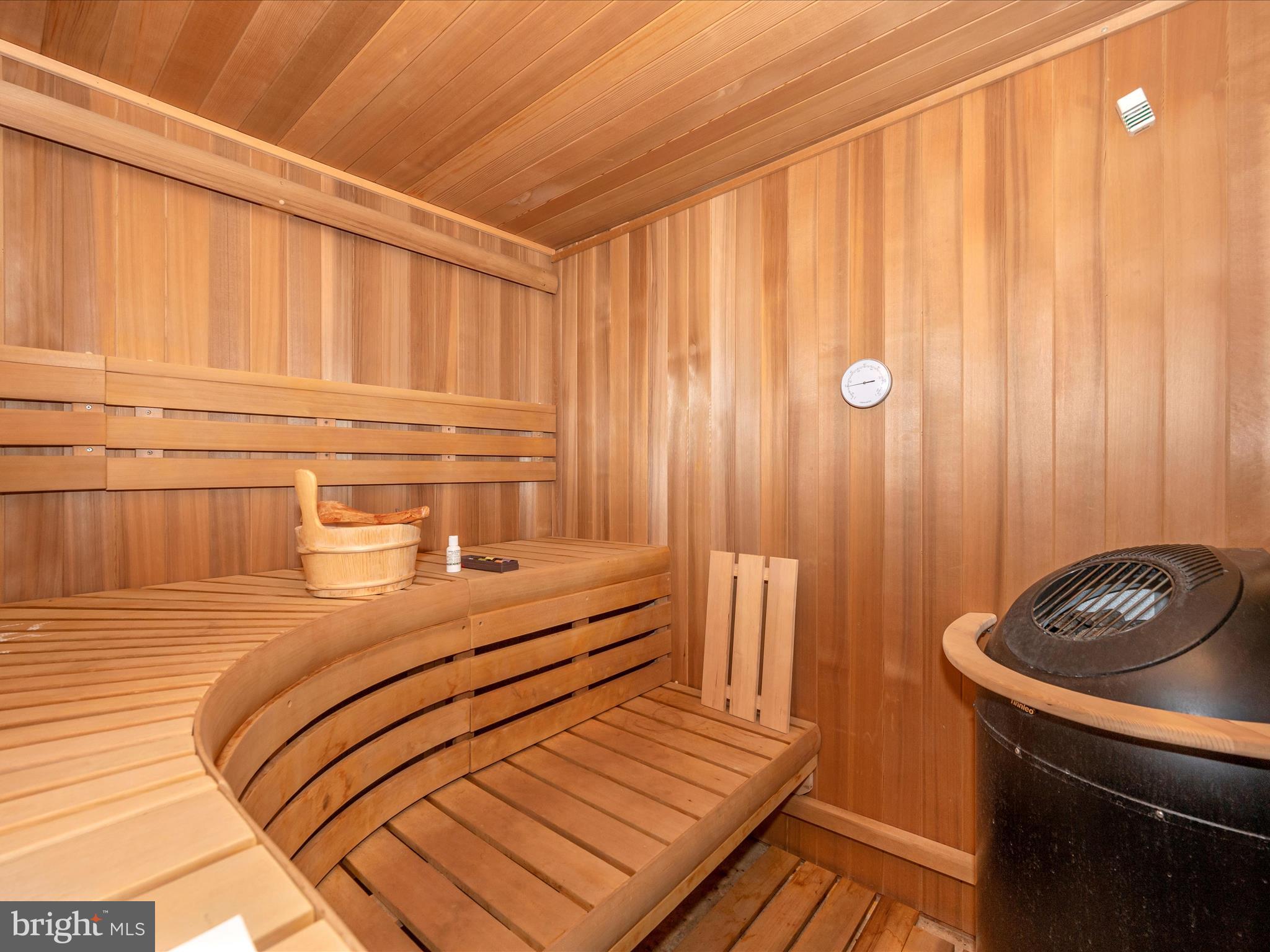 WOODRIDGE - Residential