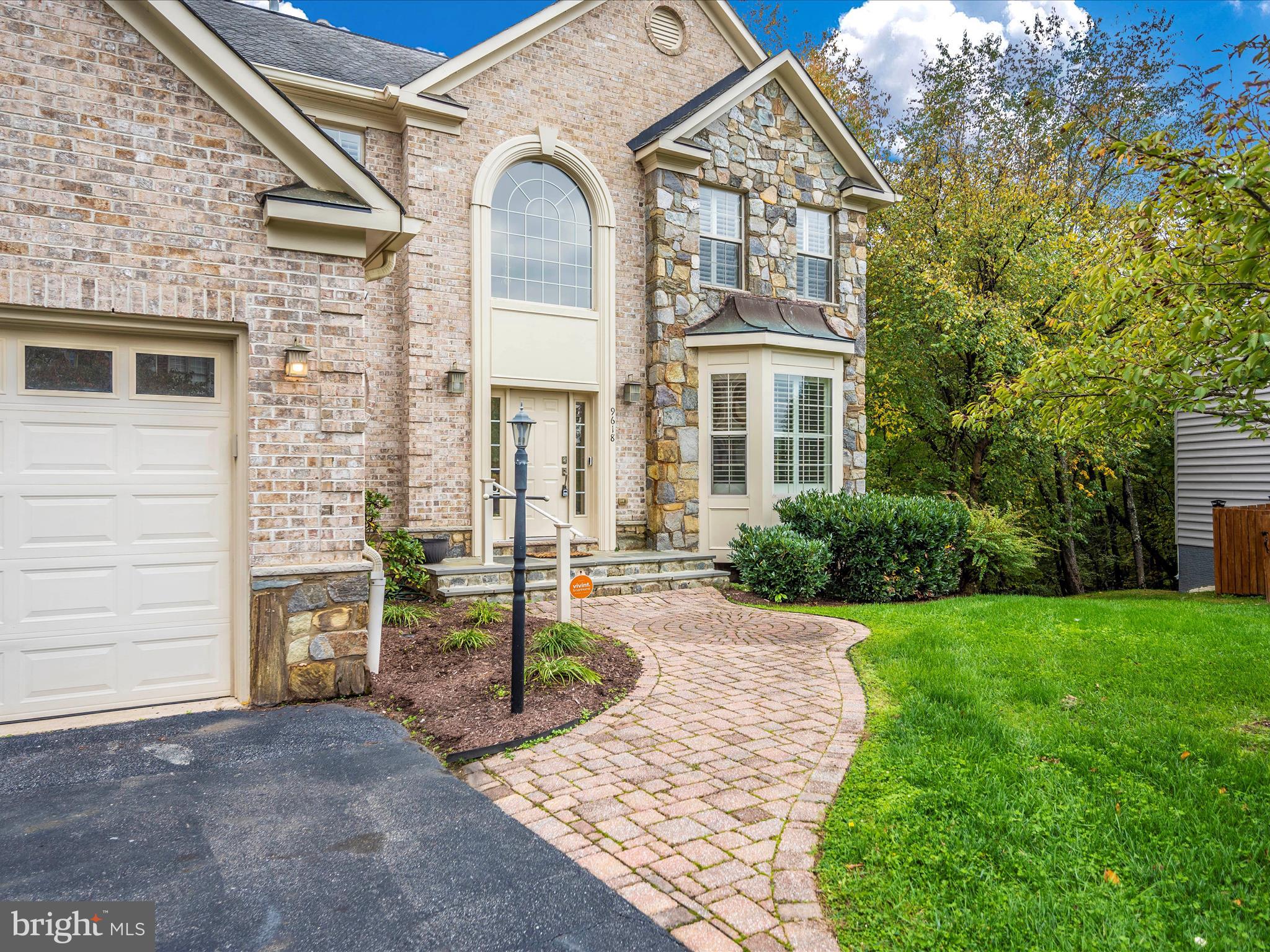 WOODRIDGE - Residential