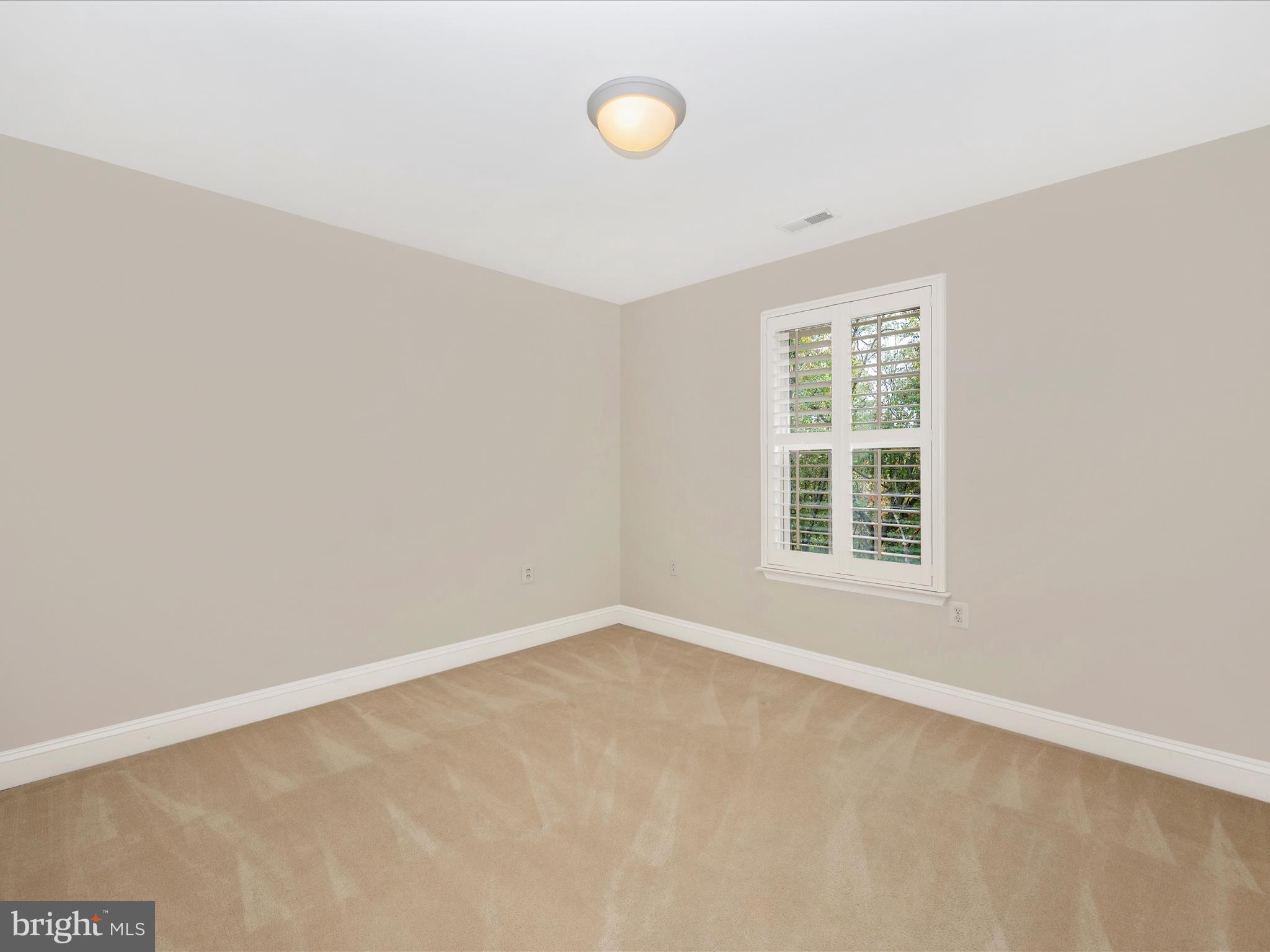 WOODRIDGE - Residential