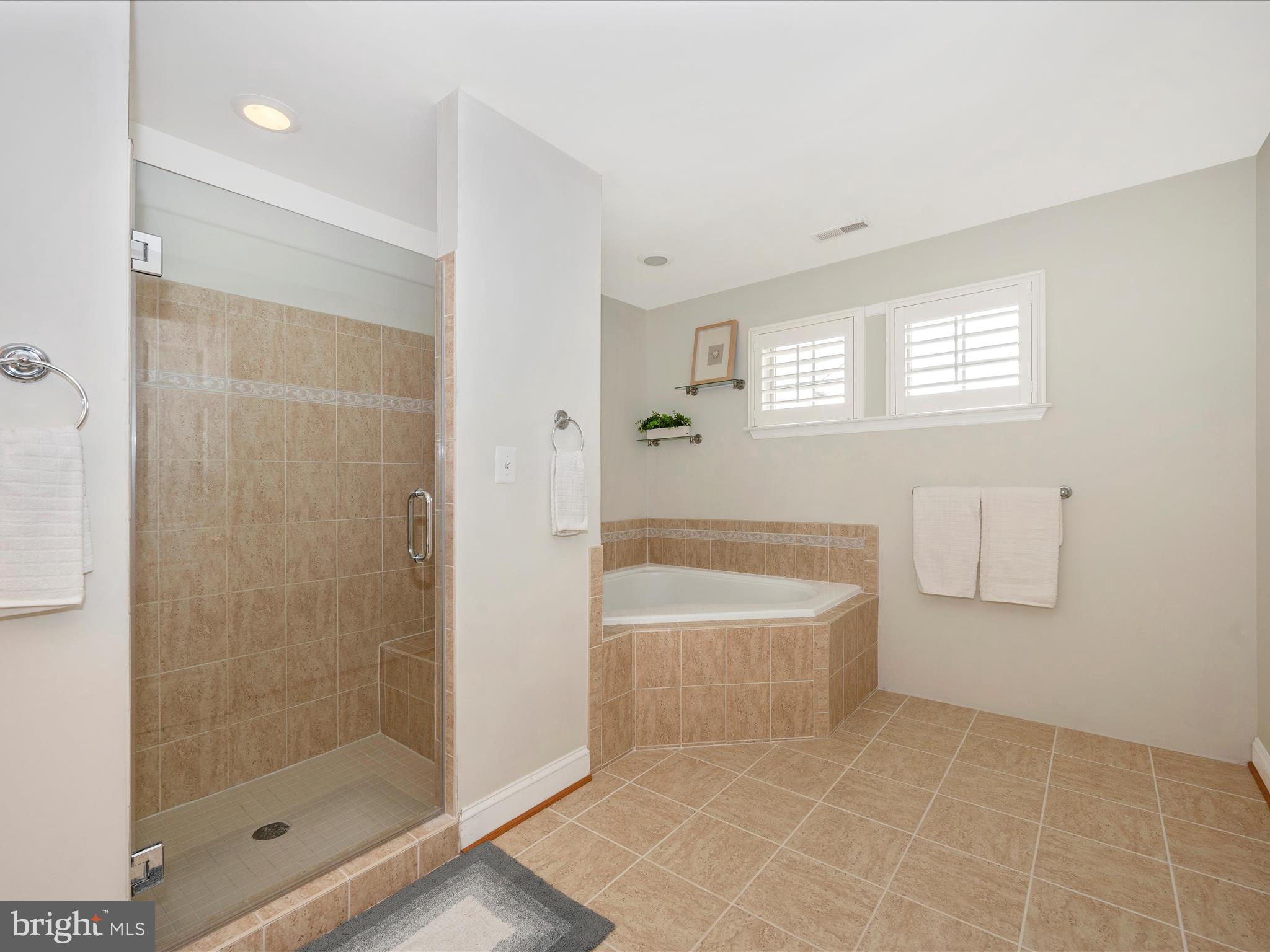 WOODRIDGE - Residential