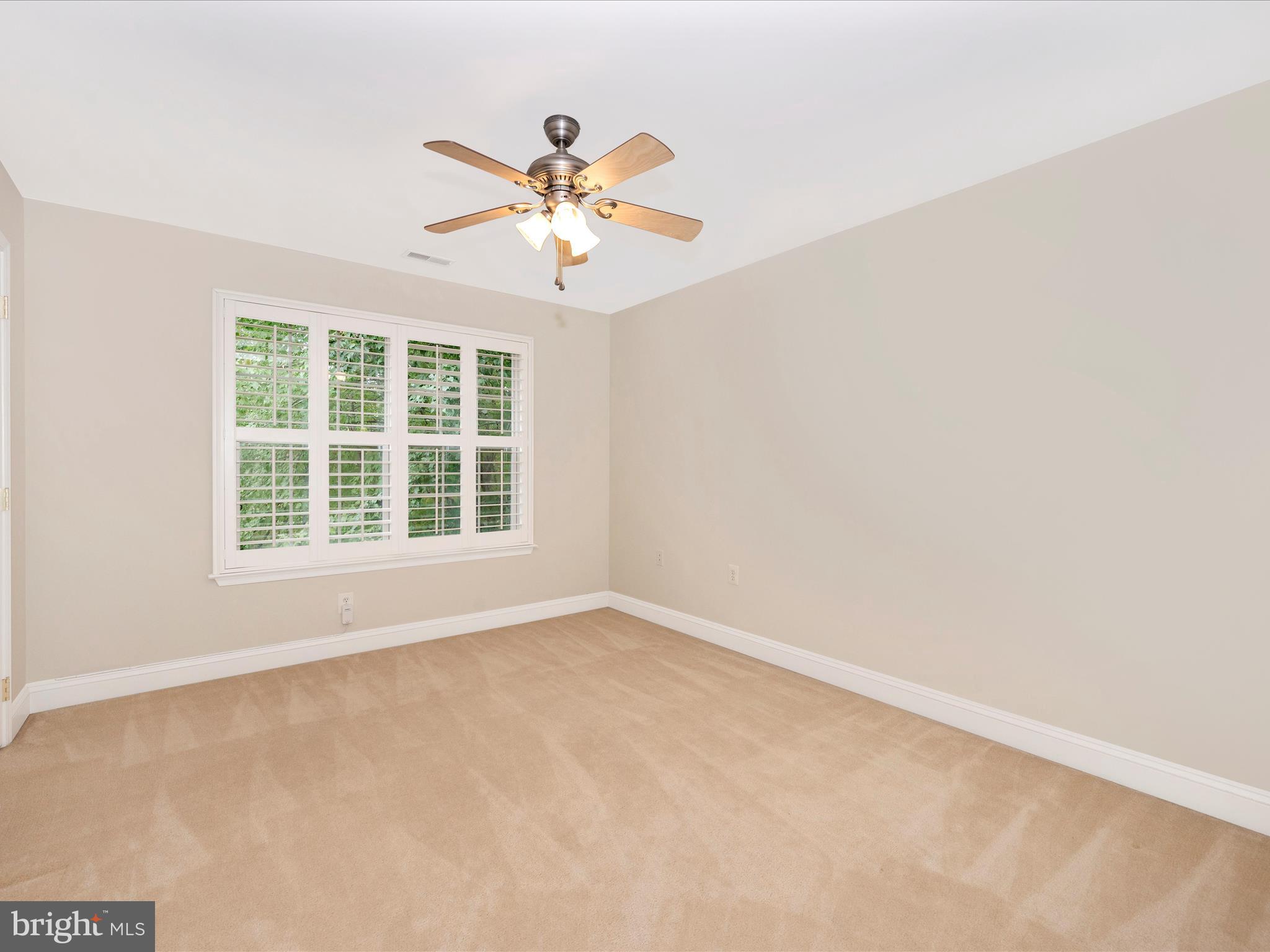 WOODRIDGE - Residential