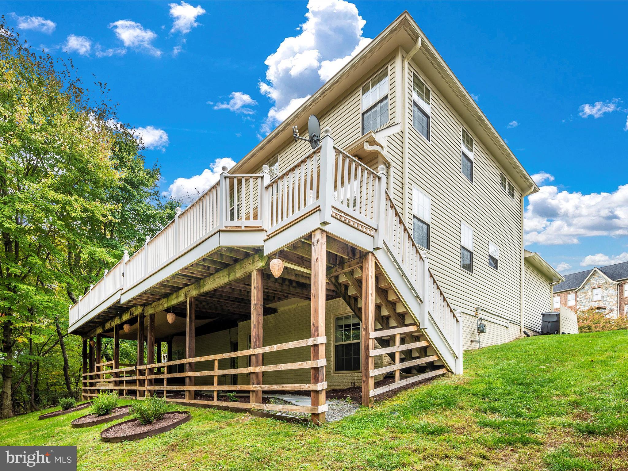 WOODRIDGE - Residential