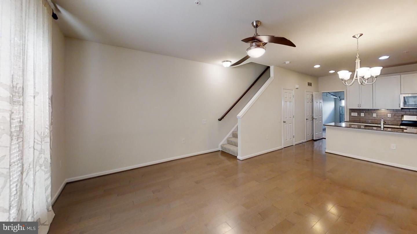 GOOSE CREEK VILLAGE - Residential Lease