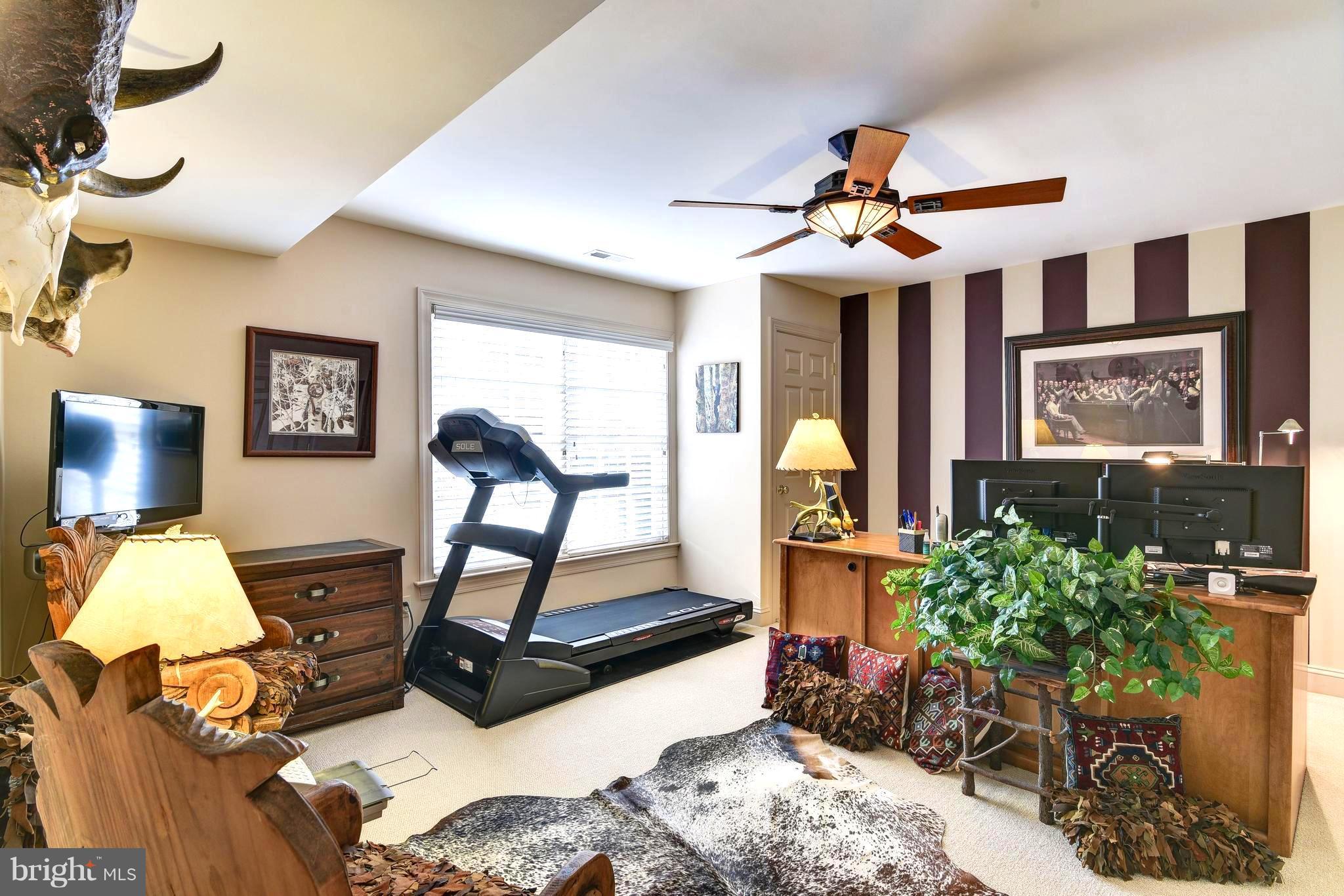 CHAIN BRIDGE TERRACE - Residential