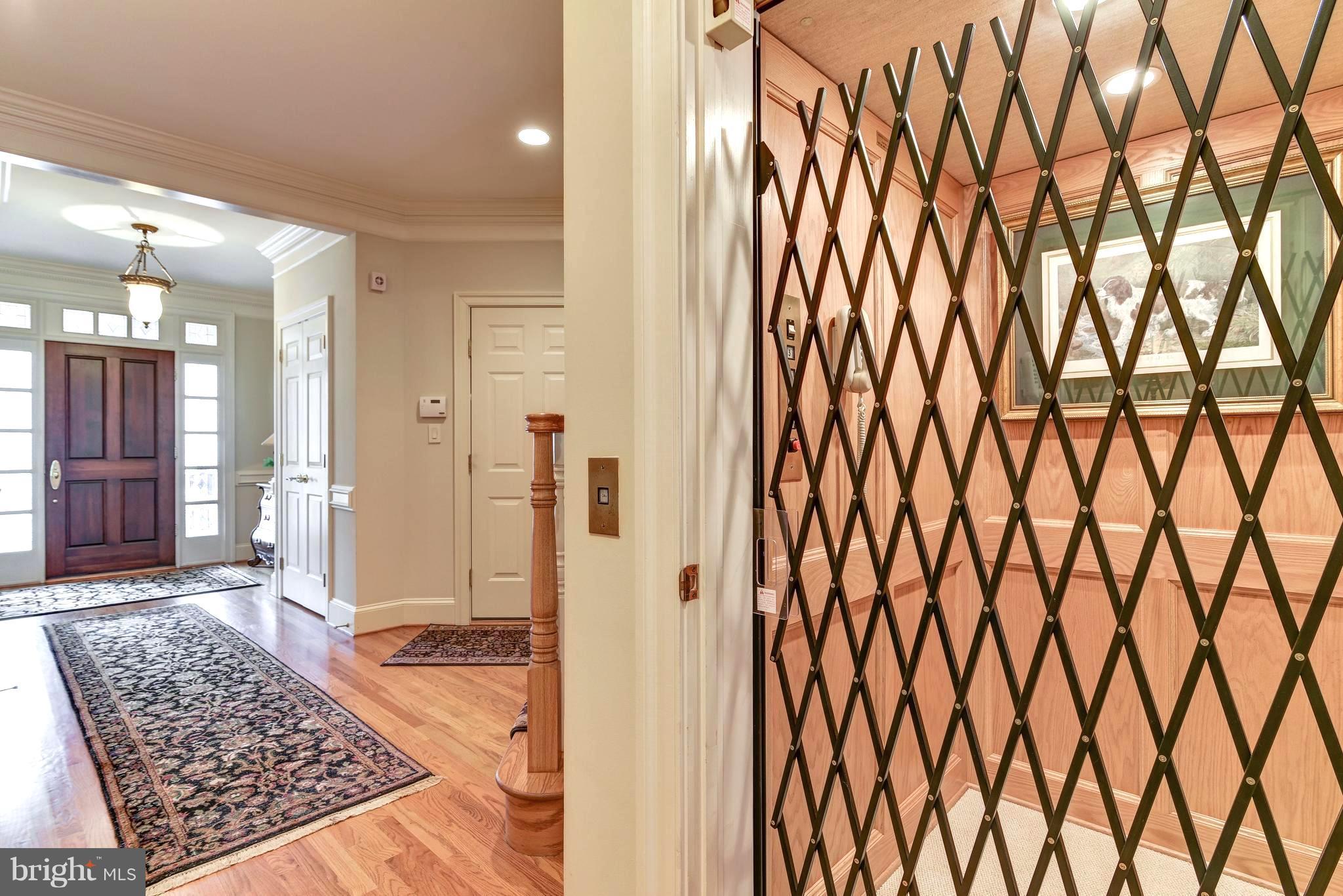 CHAIN BRIDGE TERRACE - Residential