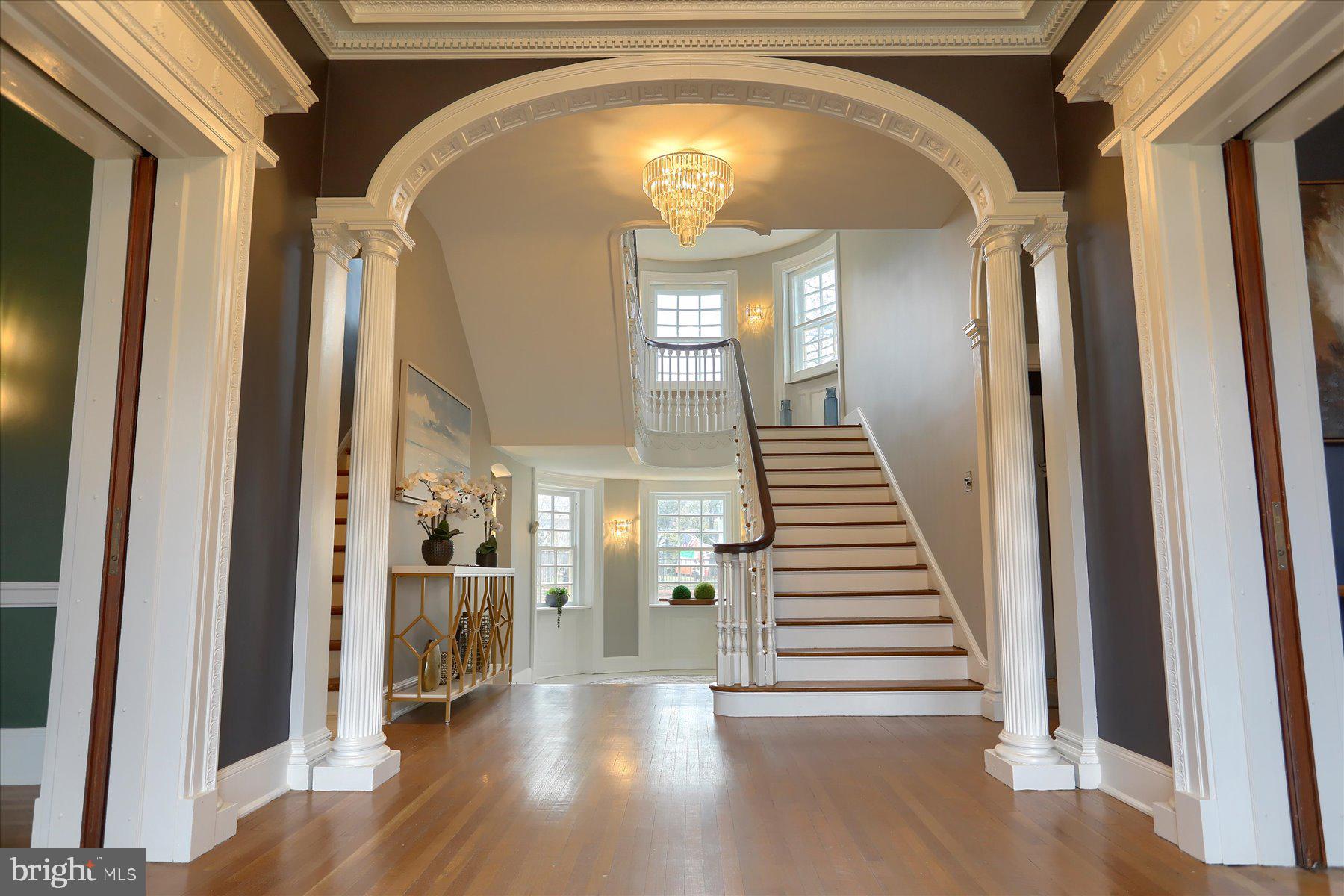 ROLAND PARK - Residential