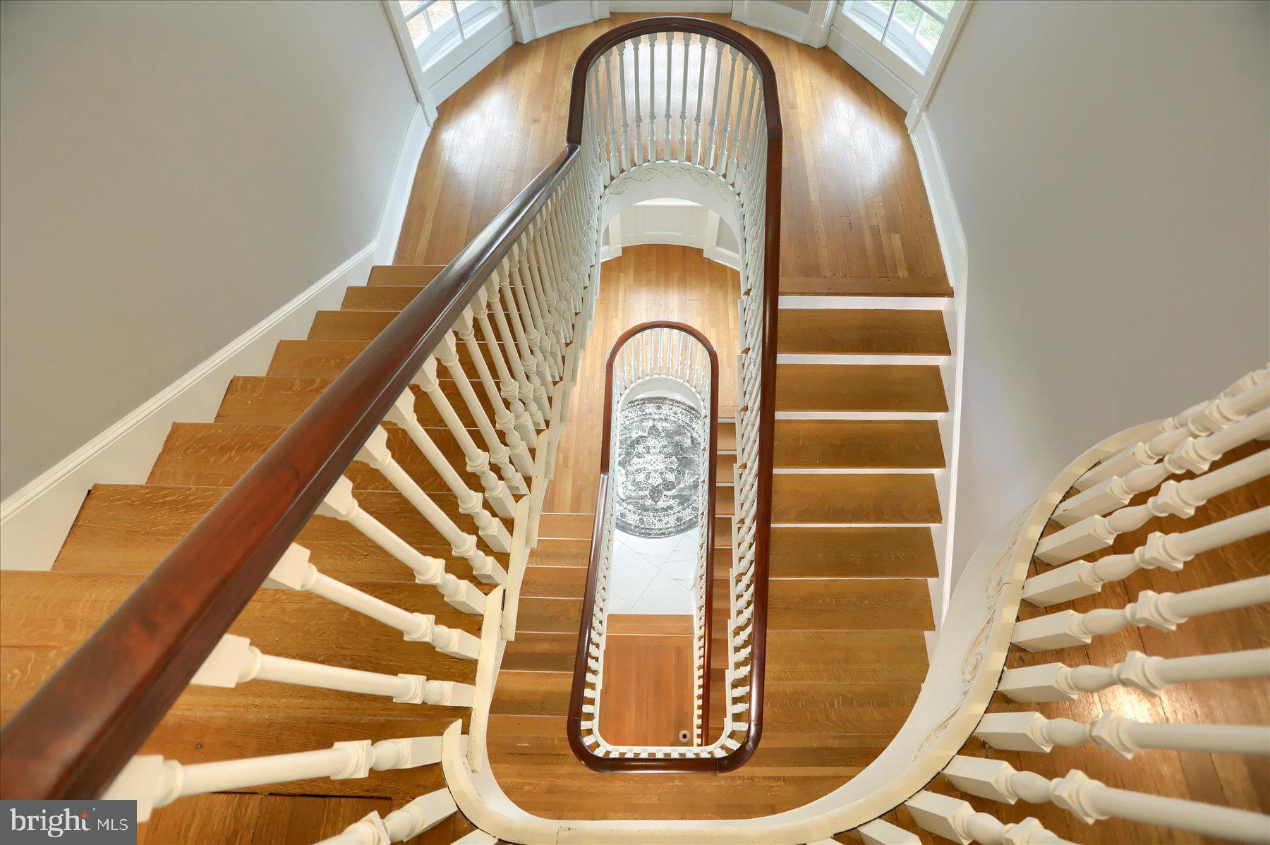 ROLAND PARK - Residential