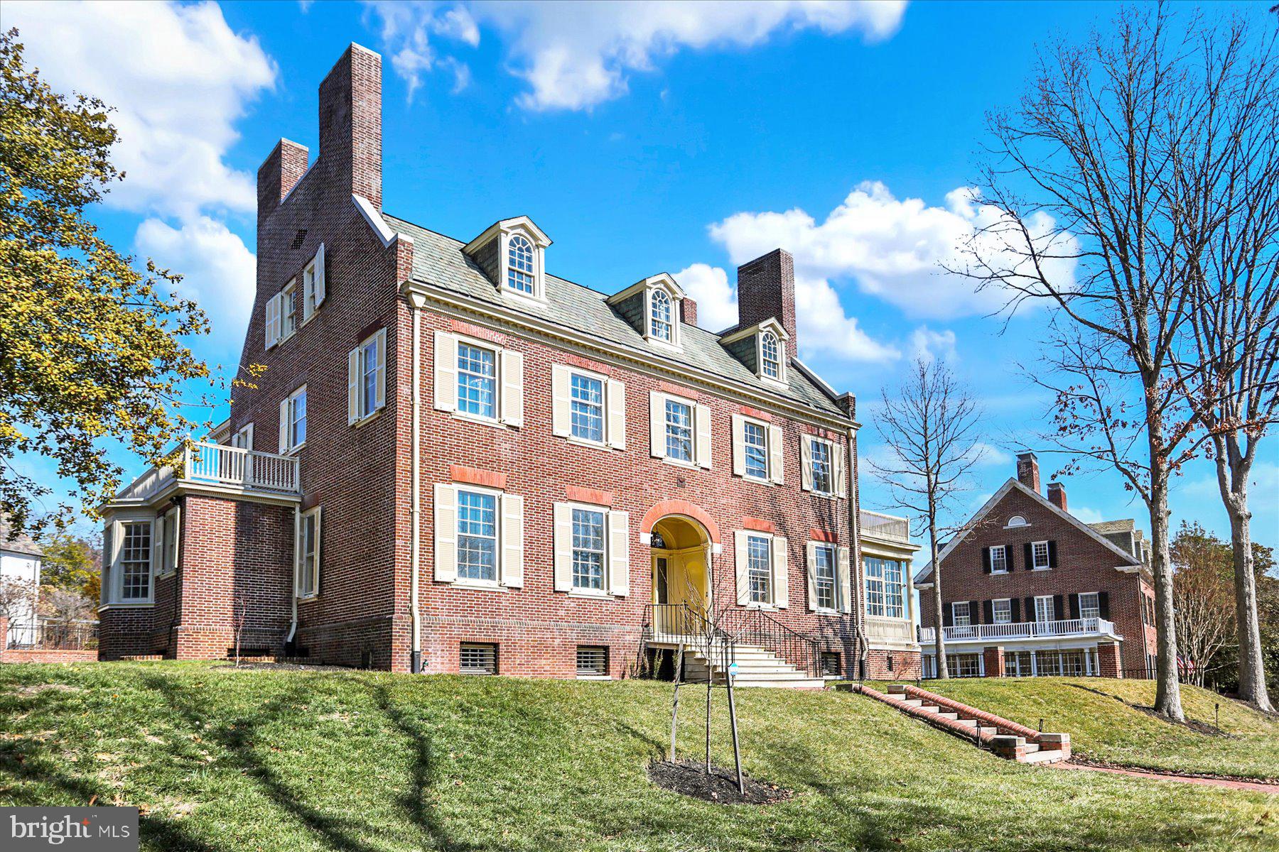 ROLAND PARK - Residential