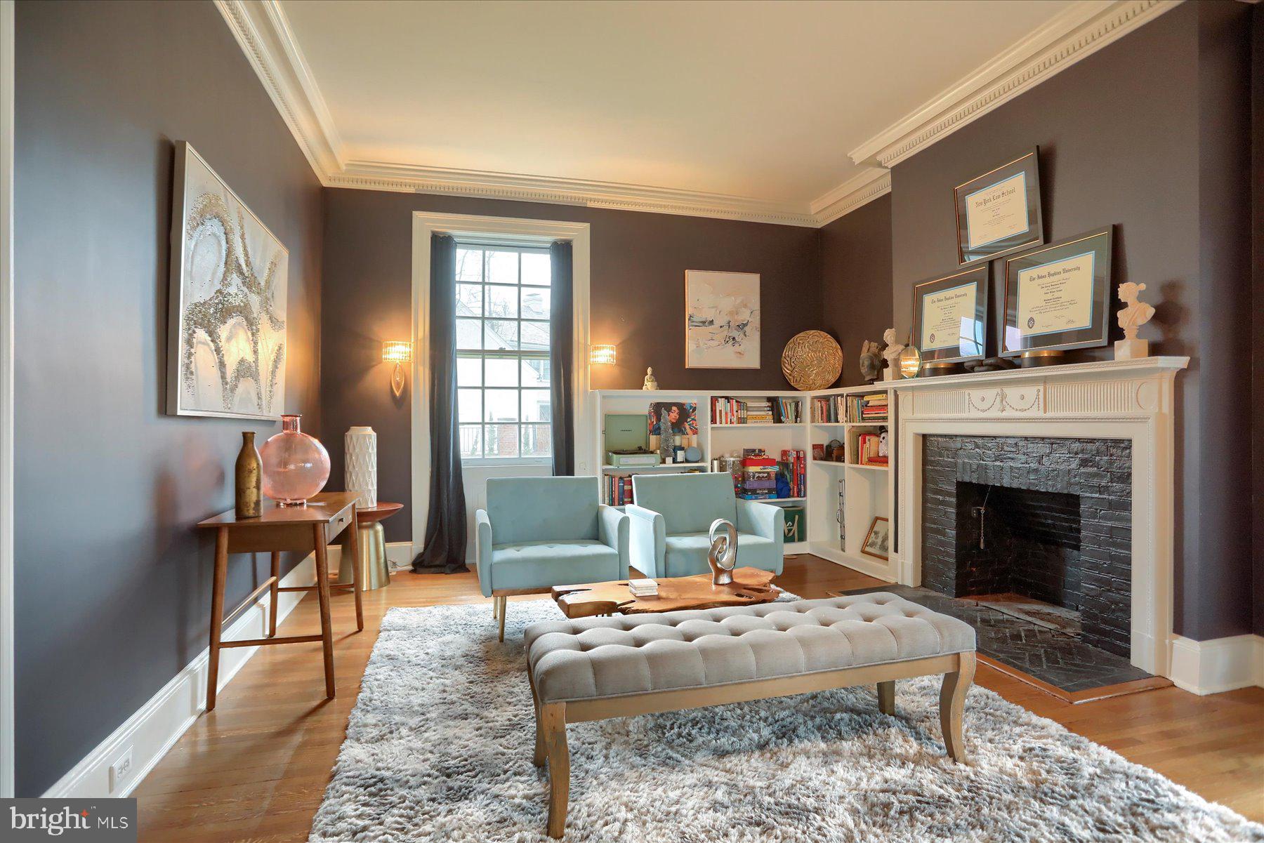 ROLAND PARK - Residential