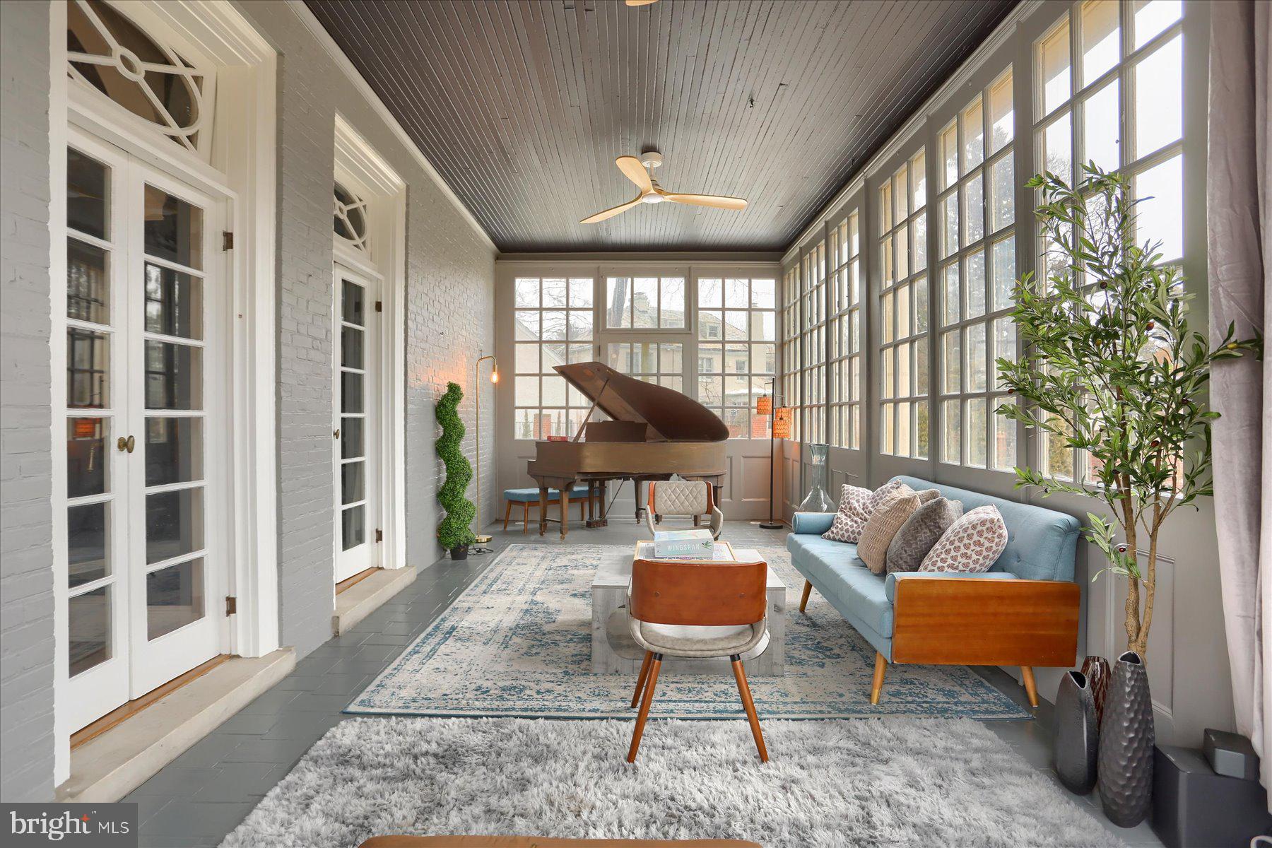 ROLAND PARK - Residential