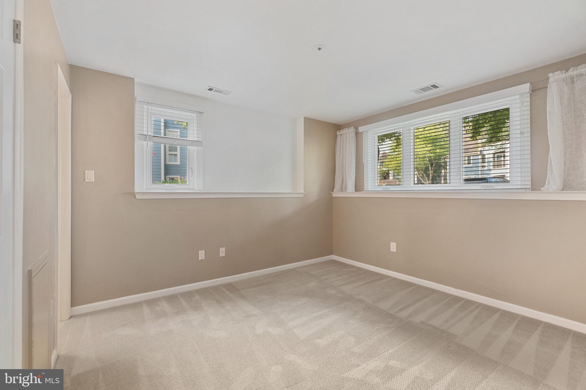 DORSEY HALL - Residential