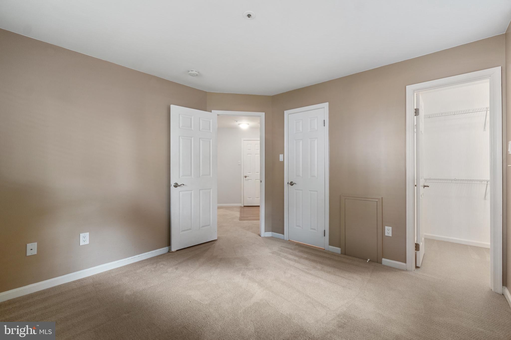 DORSEY HALL - Residential