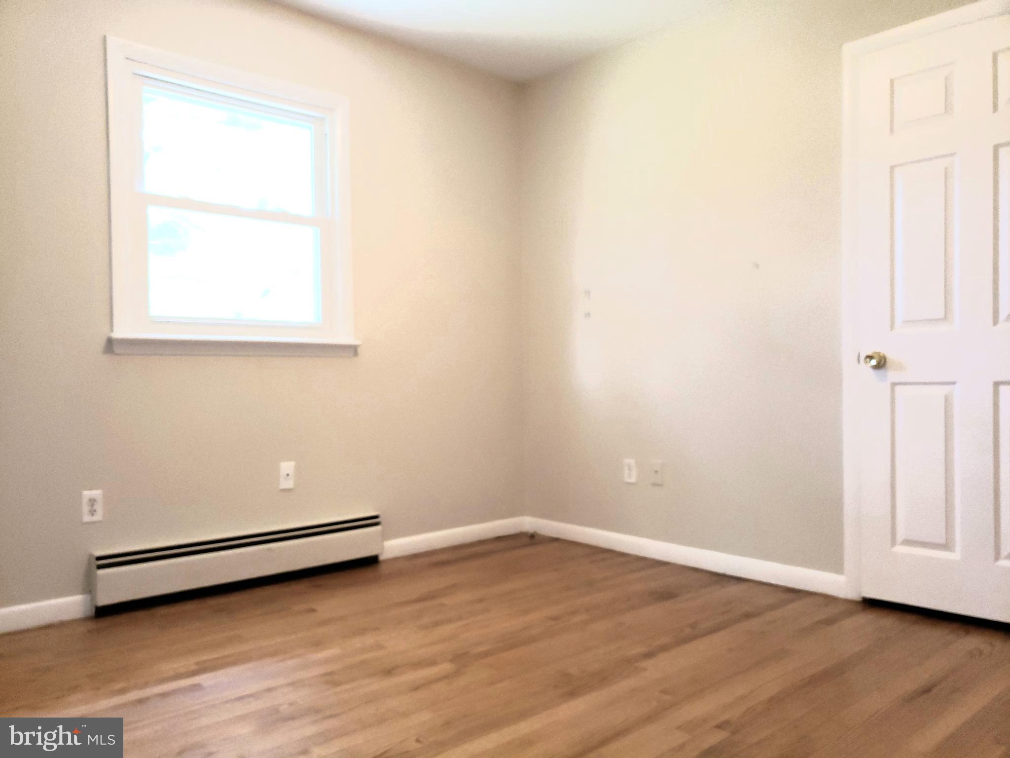 CALVERT MANOR - Residential Lease