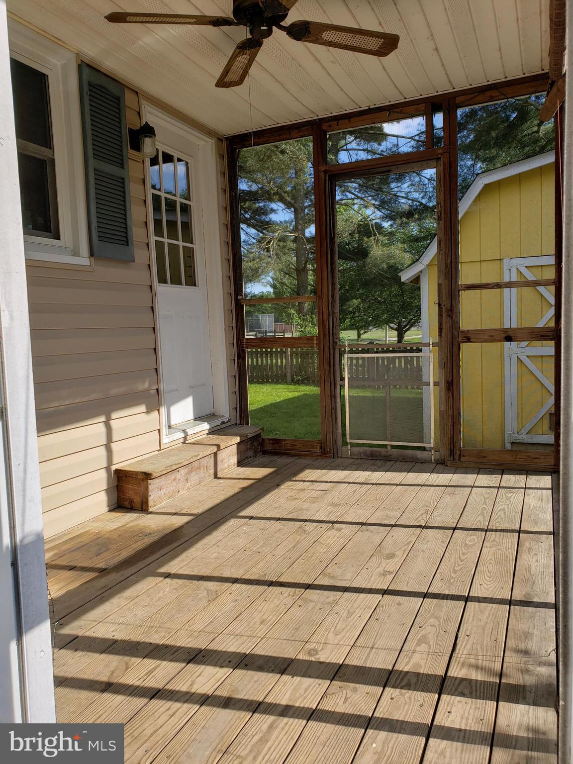 CALVERT MANOR - Residential Lease