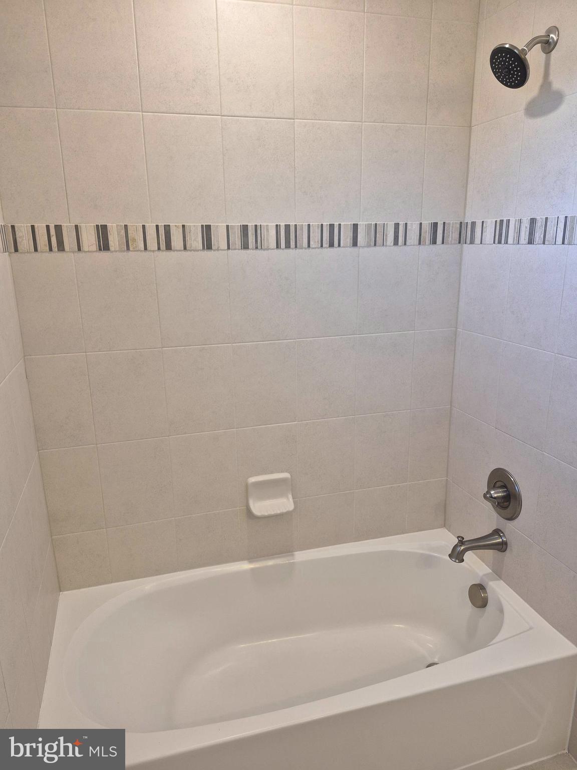 WESTCHESTER SQUARE - Residential Lease