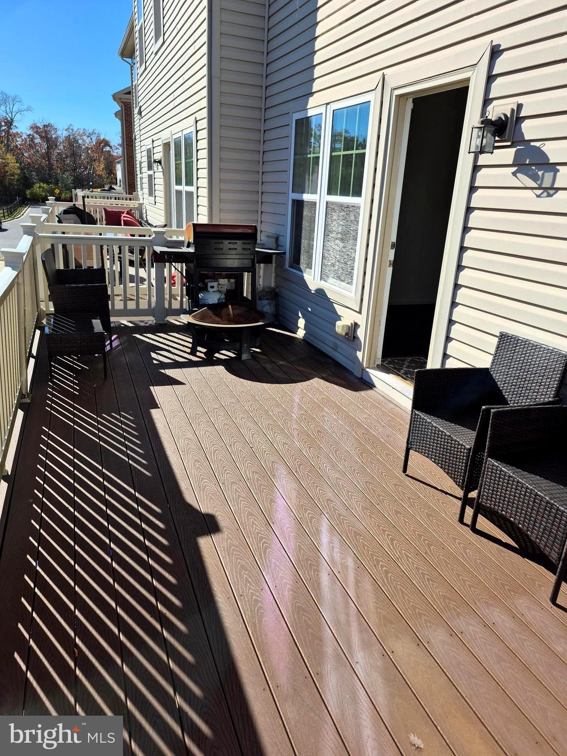 WESTCHESTER SQUARE - Residential Lease