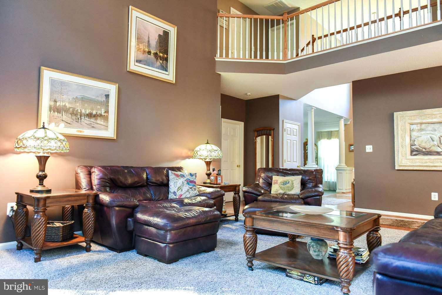 NEWTON MANOR - Residential