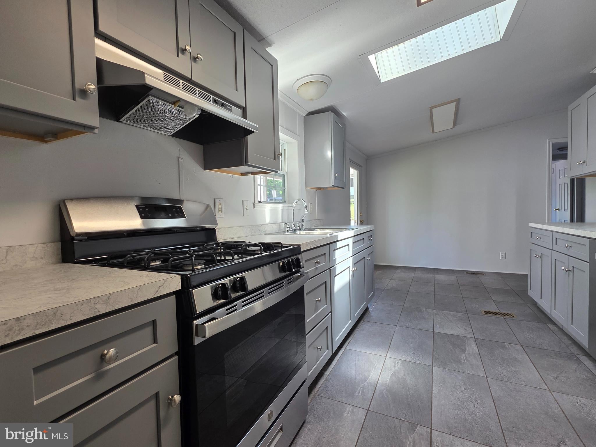 146 N REAMSTOWN ROAD