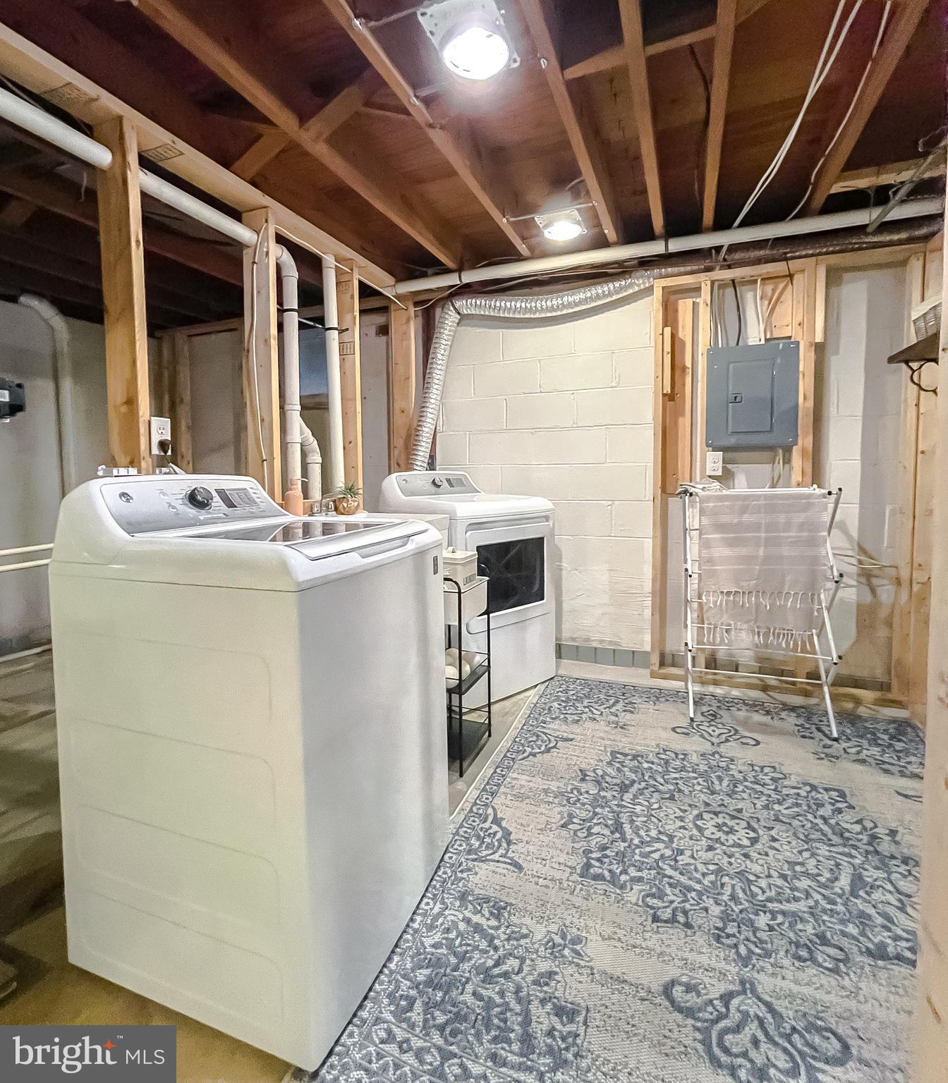 TOWN CREEK - Residential