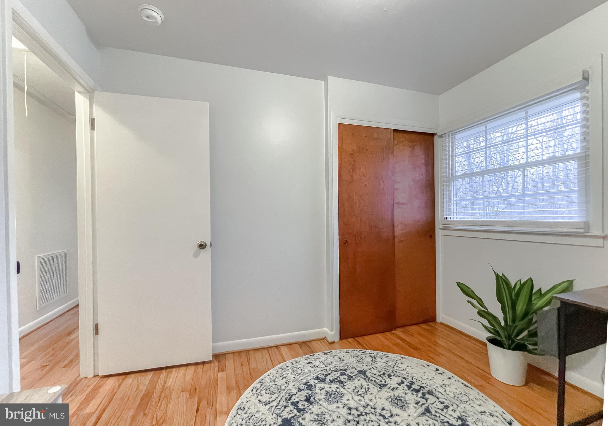 TOWN CREEK - Residential