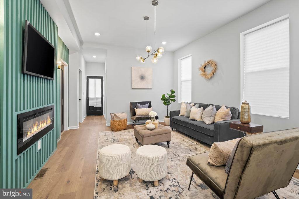GWYNN OAK - Residential