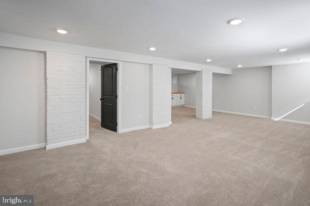 GWYNN OAK - Residential