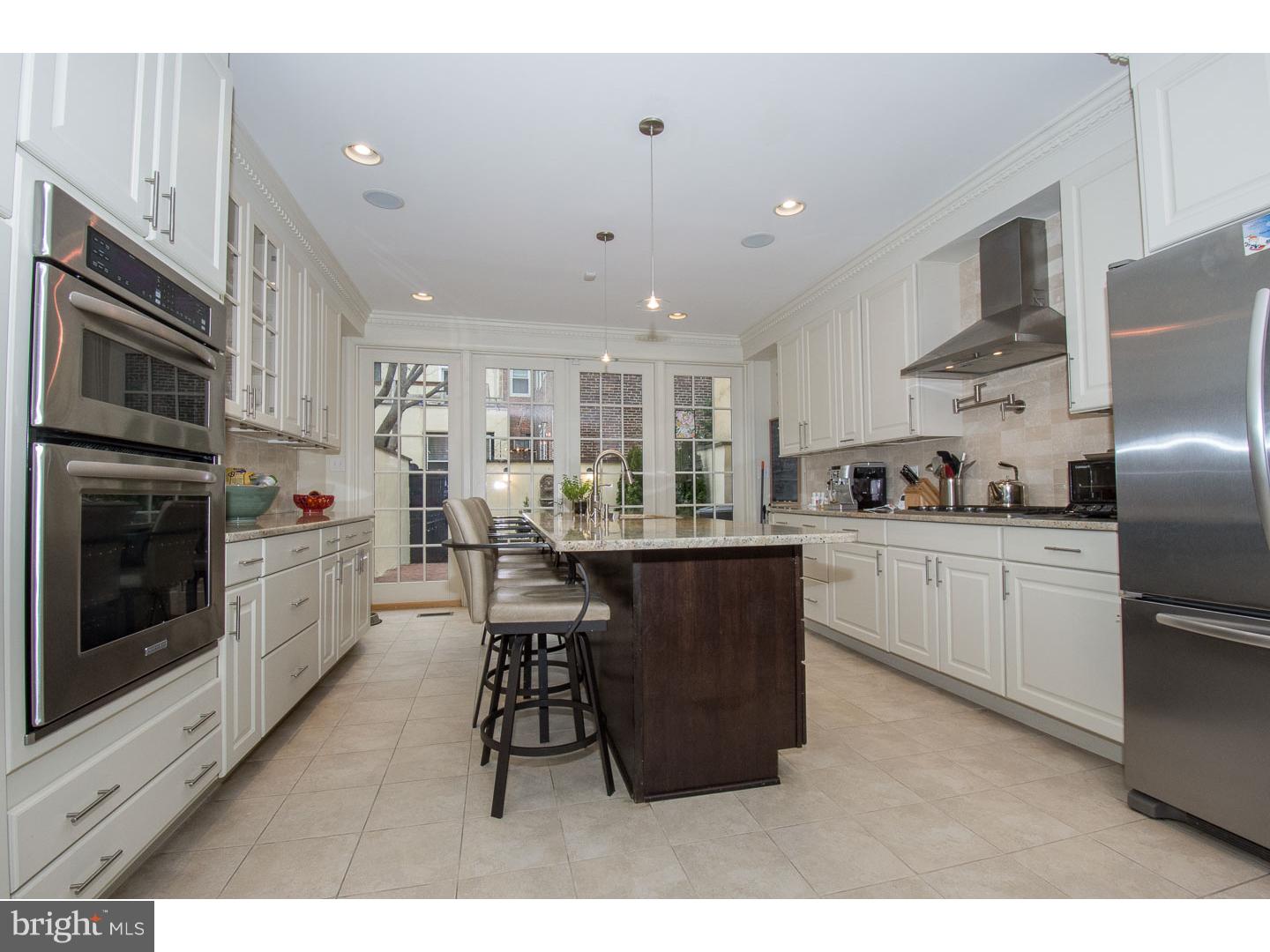 WASHINGTON SQ - Residential