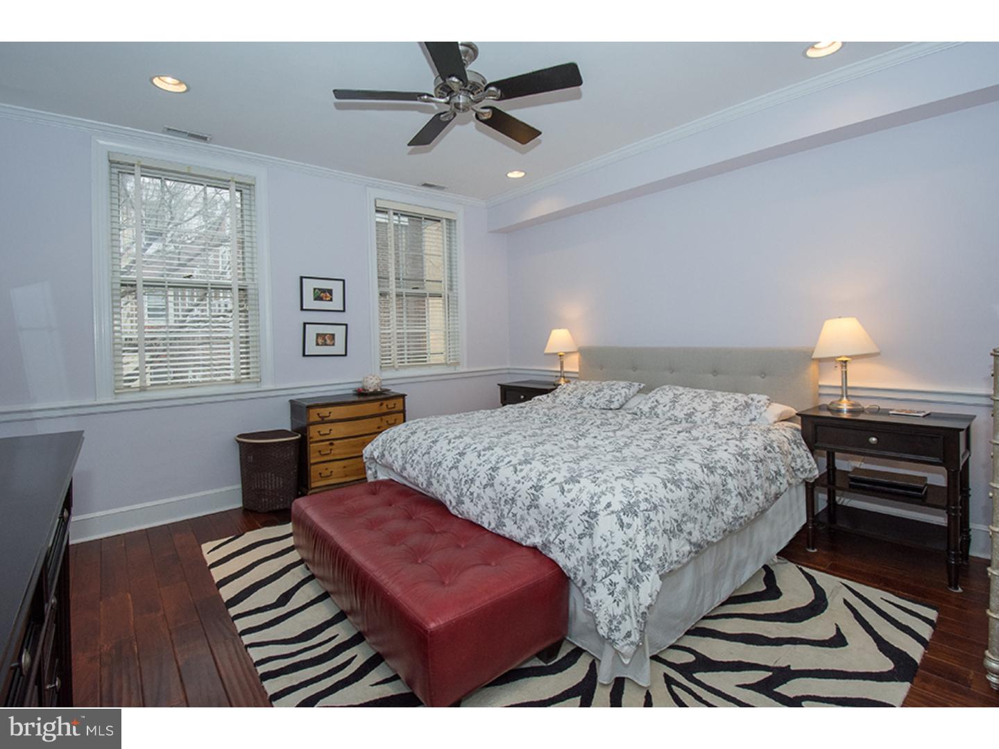 WASHINGTON SQ - Residential