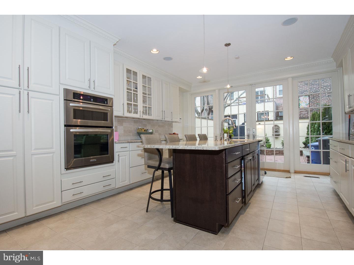 WASHINGTON SQ - Residential