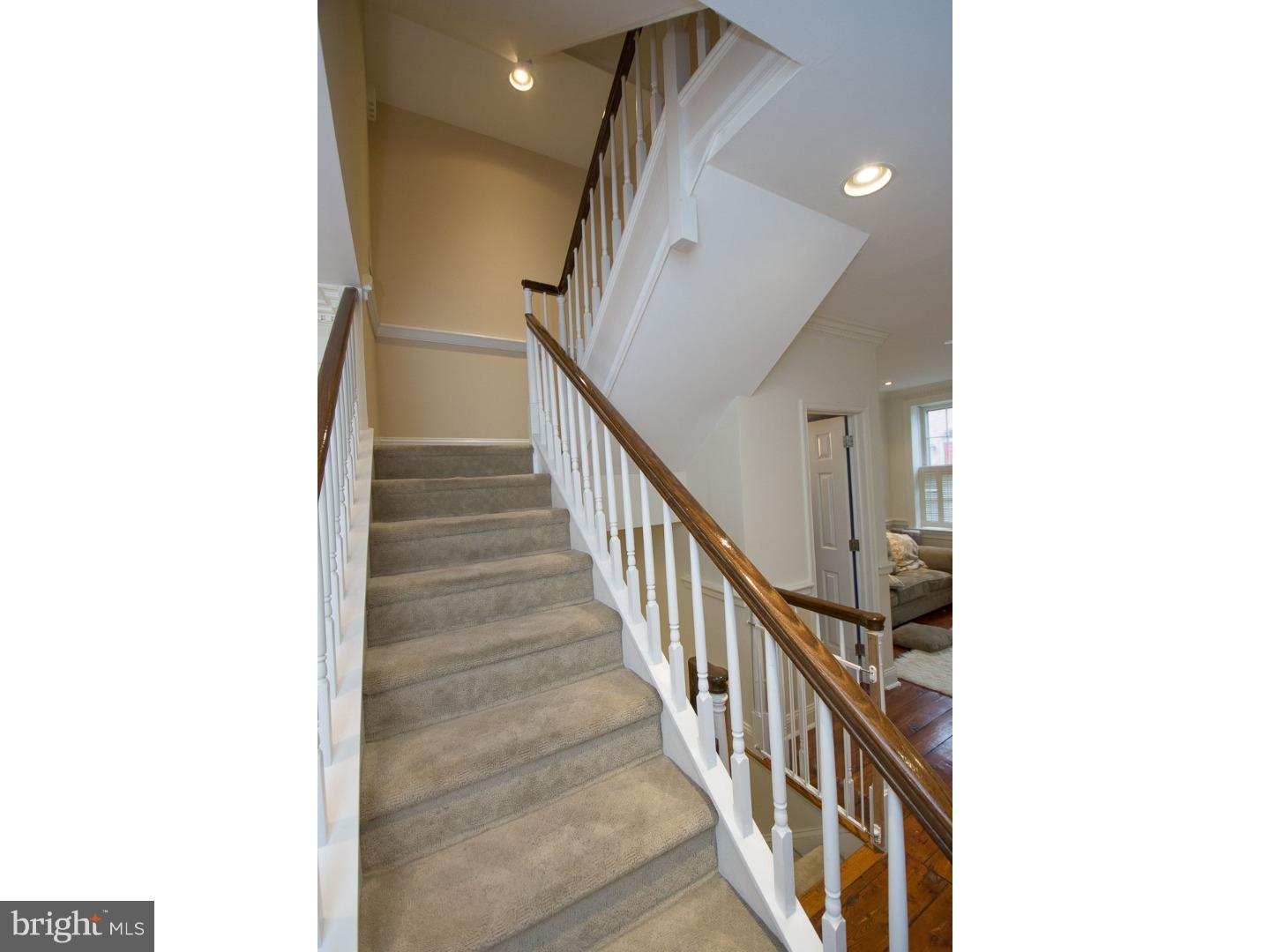 WASHINGTON SQ - Residential