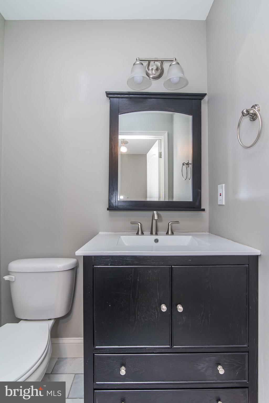 RIVERSIDE - Residential Lease