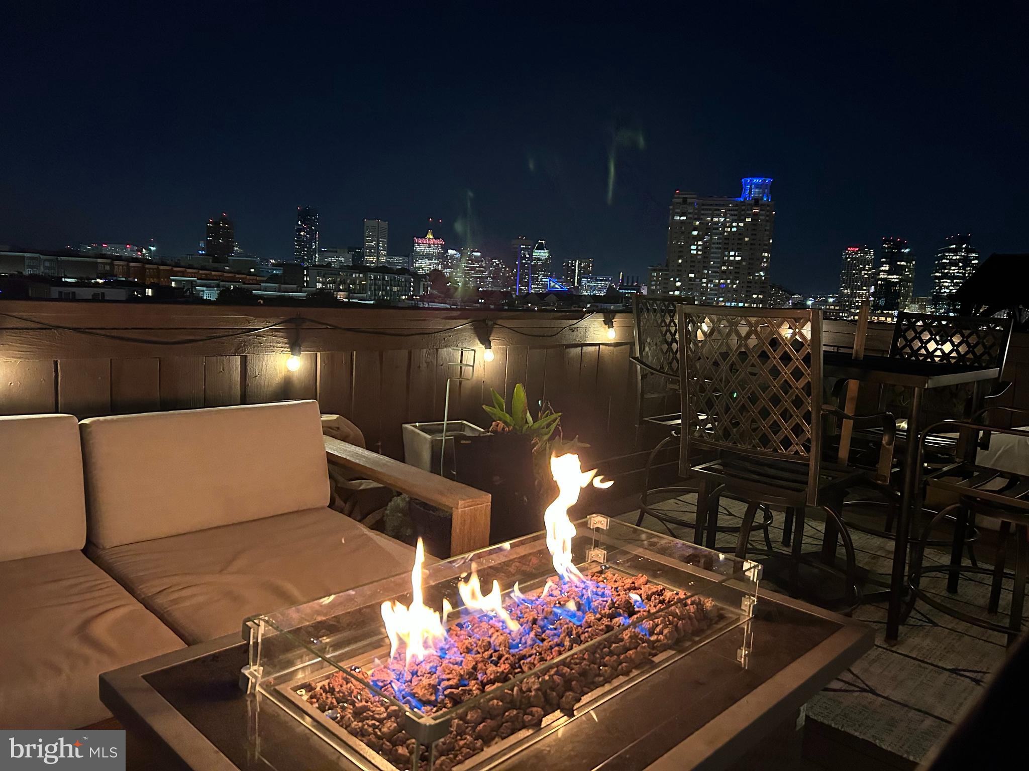 RIVERSIDE - Residential Lease