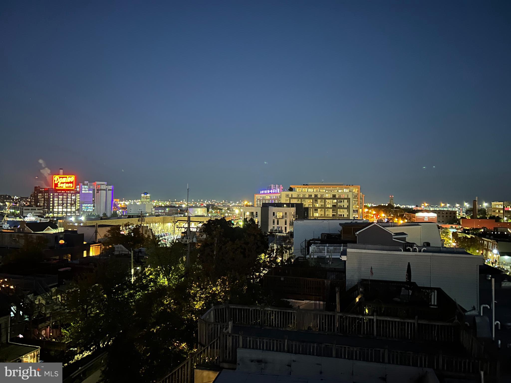 RIVERSIDE - Residential Lease