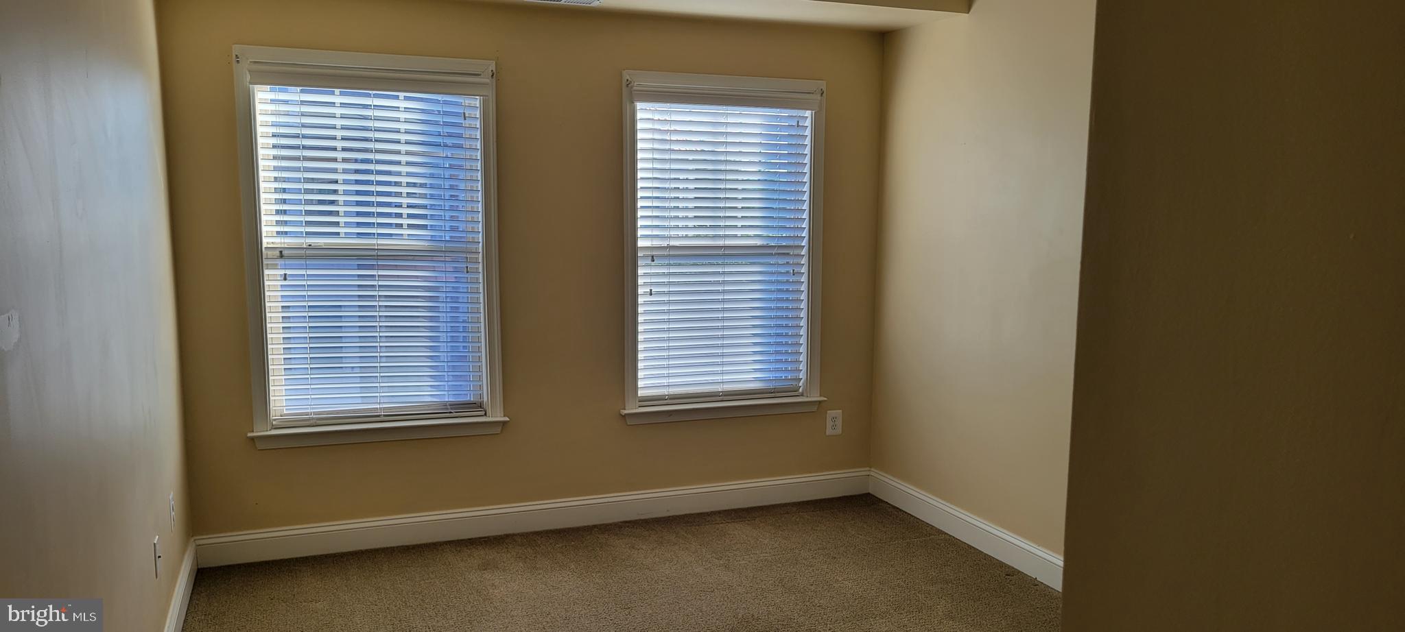 CROFTON GATE - Residential Lease