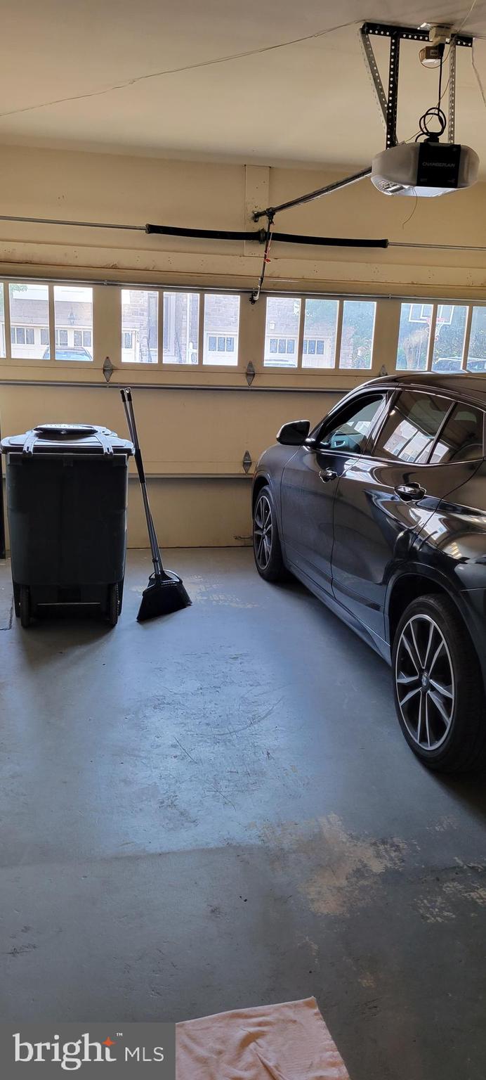 CROFTON GATE - Residential Lease