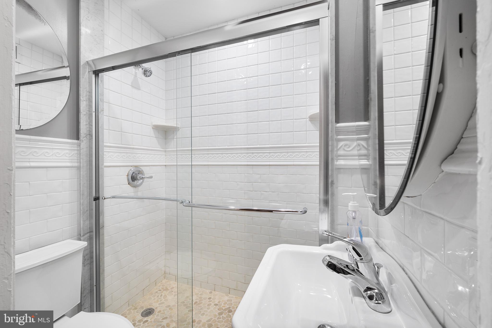 FISHTOWN - Residential Lease