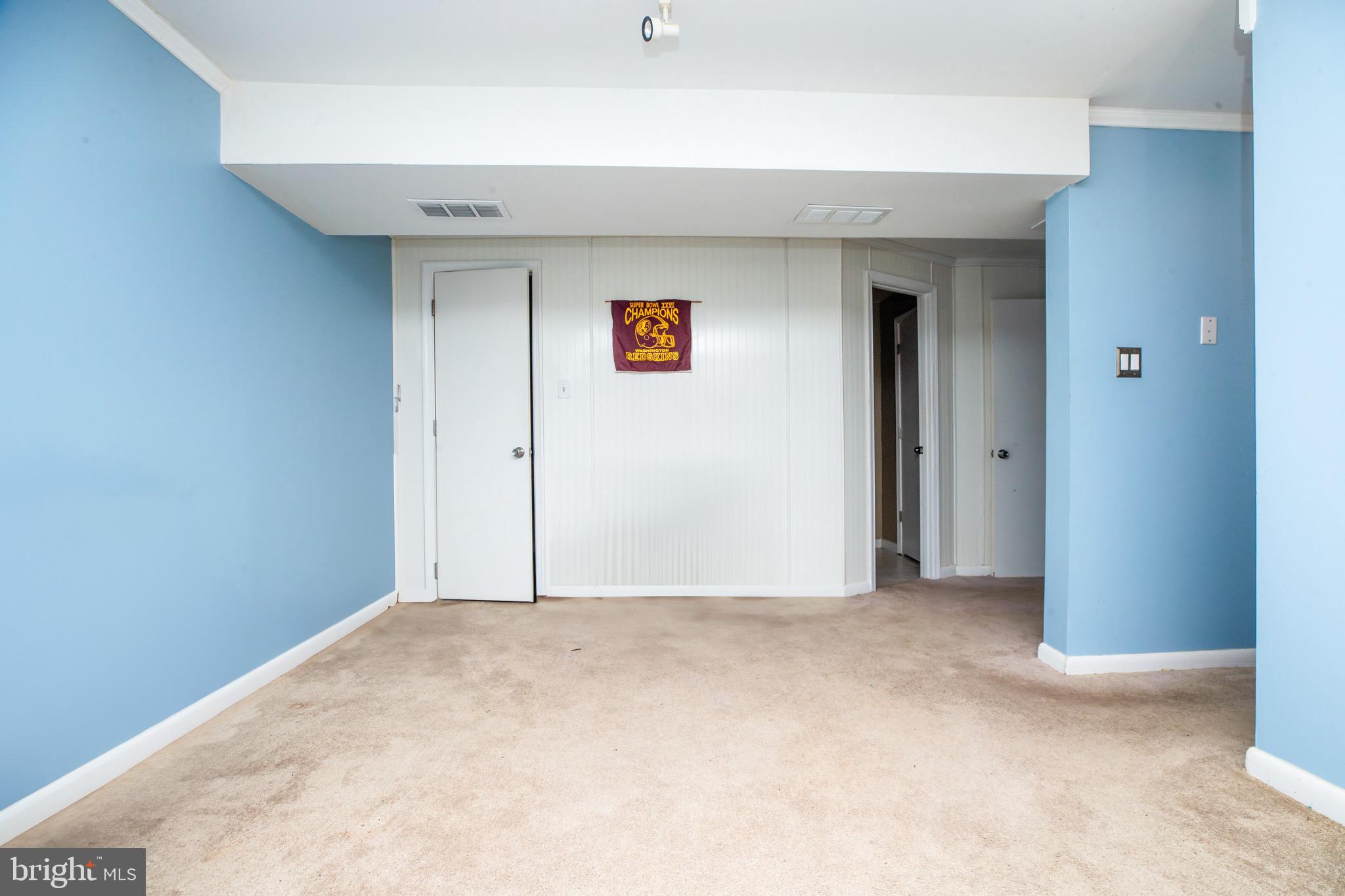 STRAWBERRY HILL EST SUB - Residential