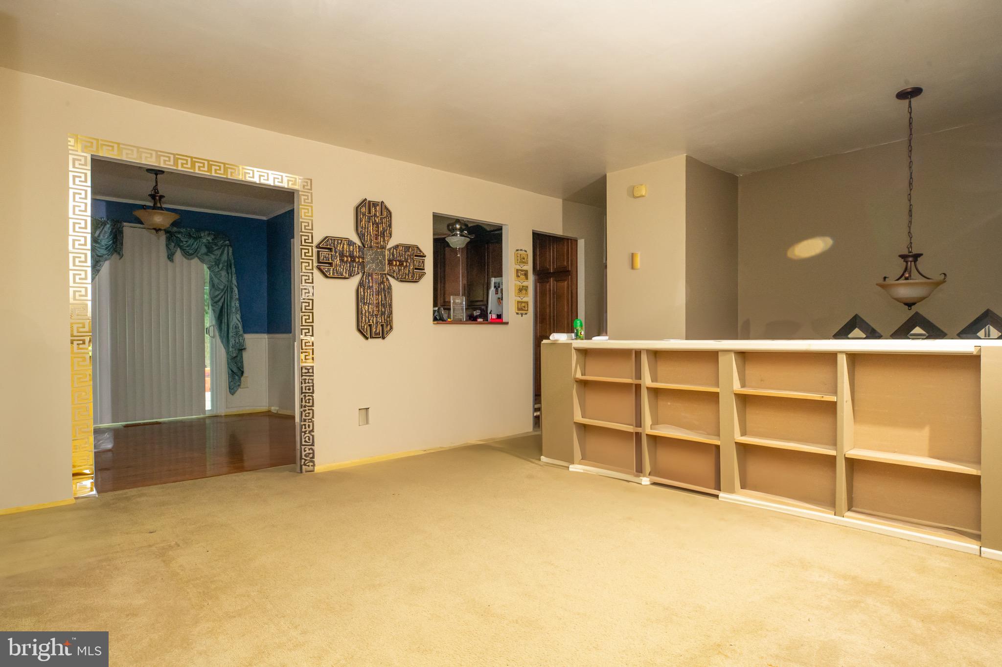 STRAWBERRY HILL EST SUB - Residential