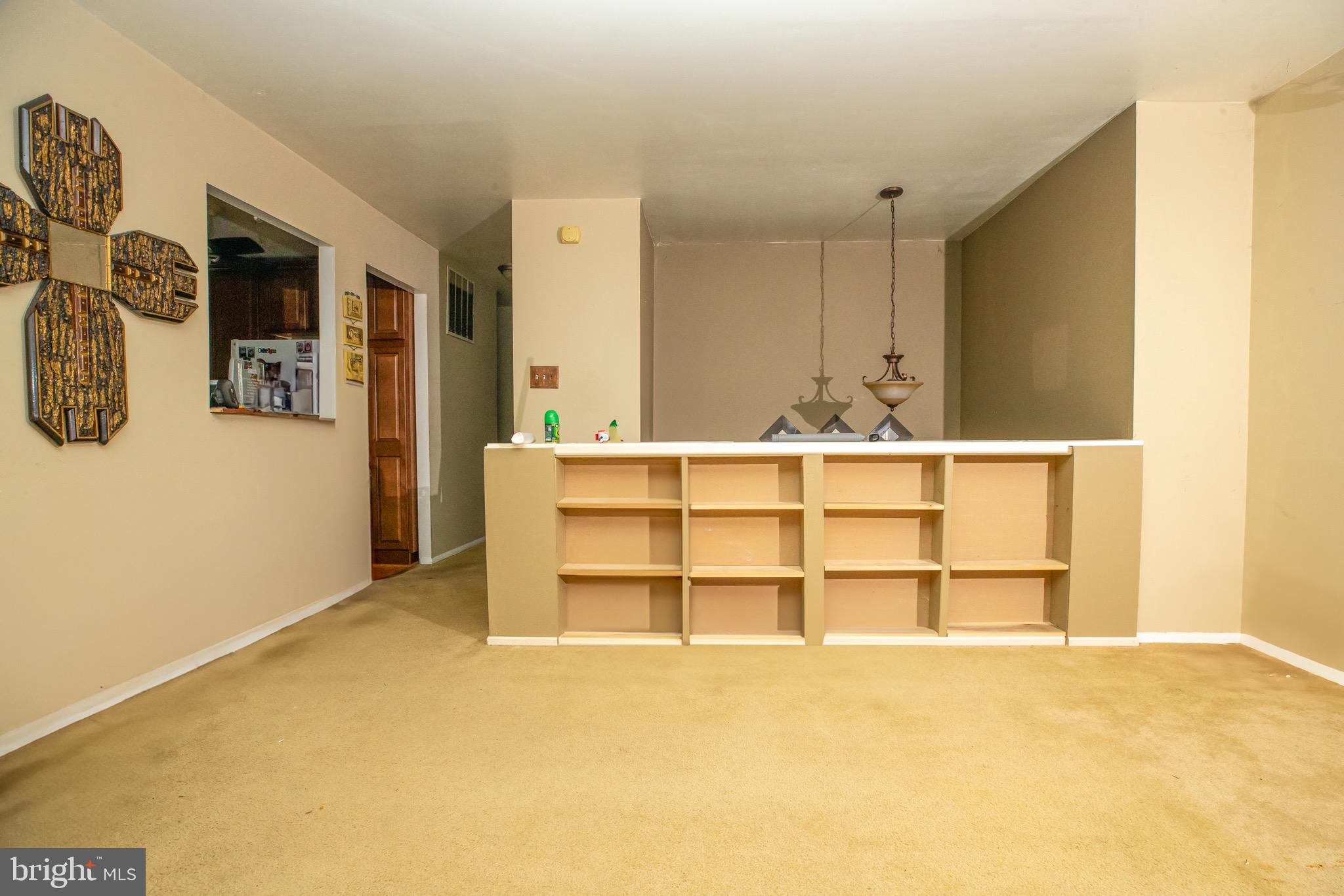 STRAWBERRY HILL EST SUB - Residential