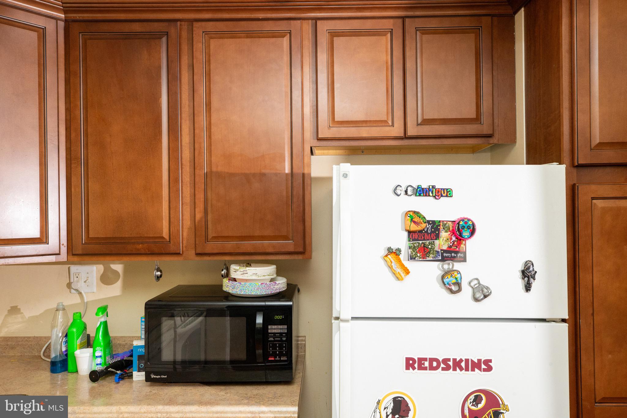 STRAWBERRY HILL EST SUB - Residential